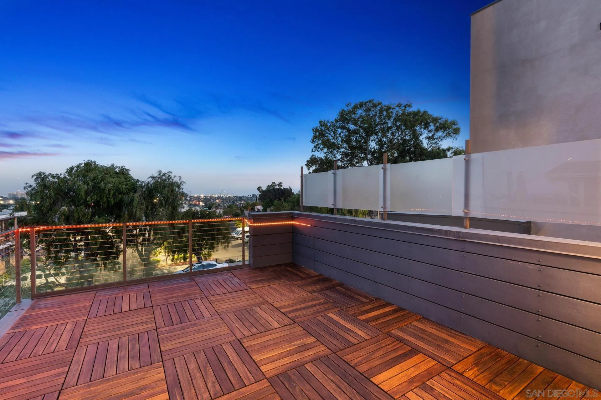 https://cdn.realtyfeed.com/cdn/127/250030924/f19d52f5d6844c59e35c32c32faaafb5.webp