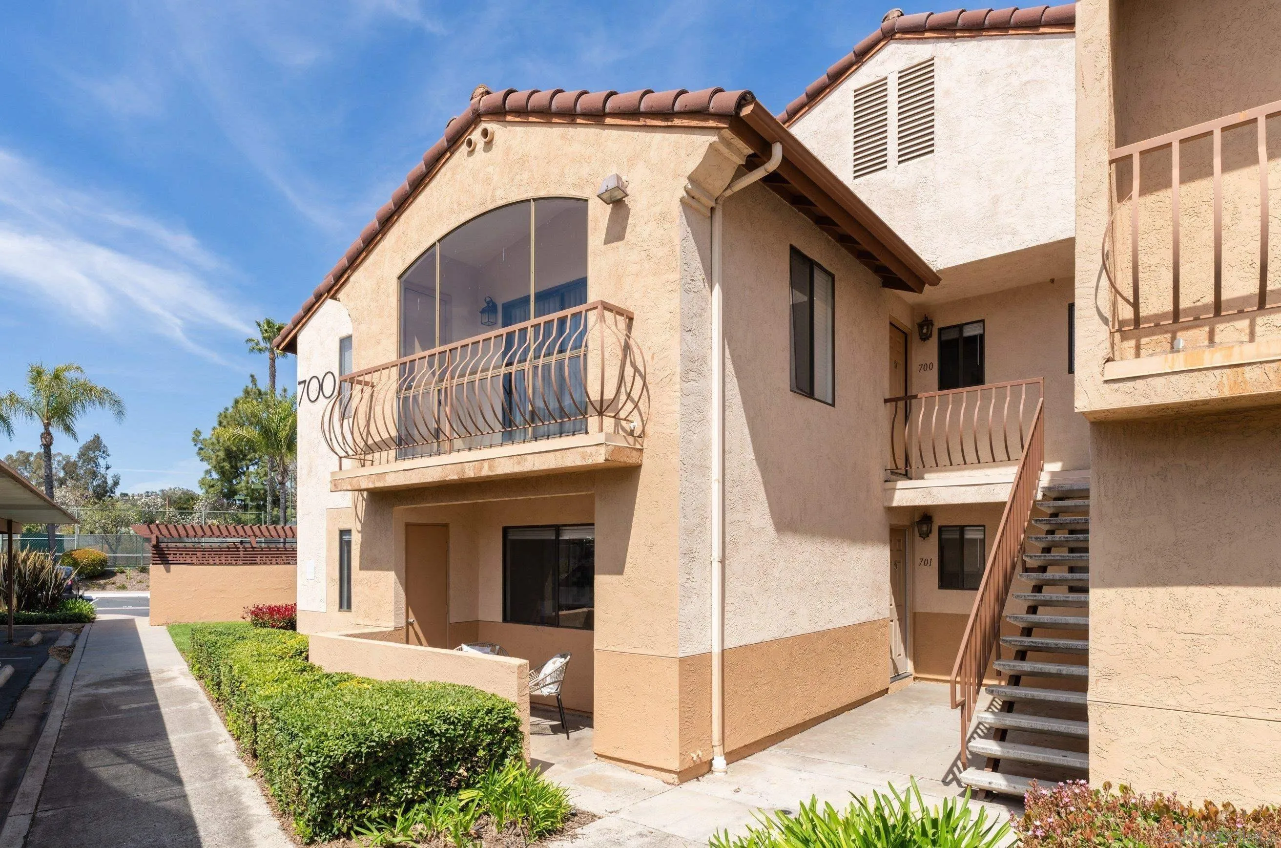 Photo #12: 250030953 Listing: Photo #12