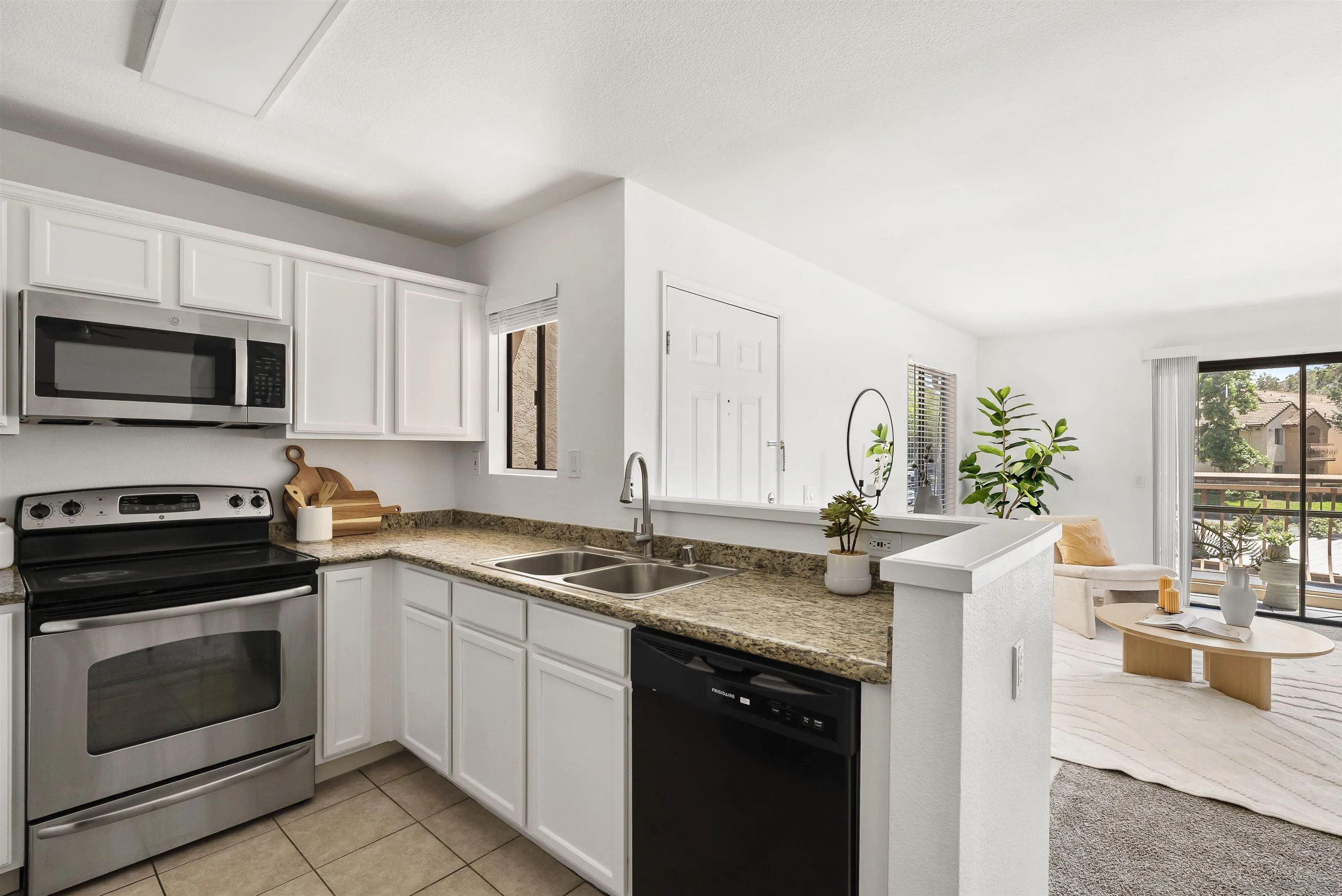 Photo #6: 250030953 Listing 
