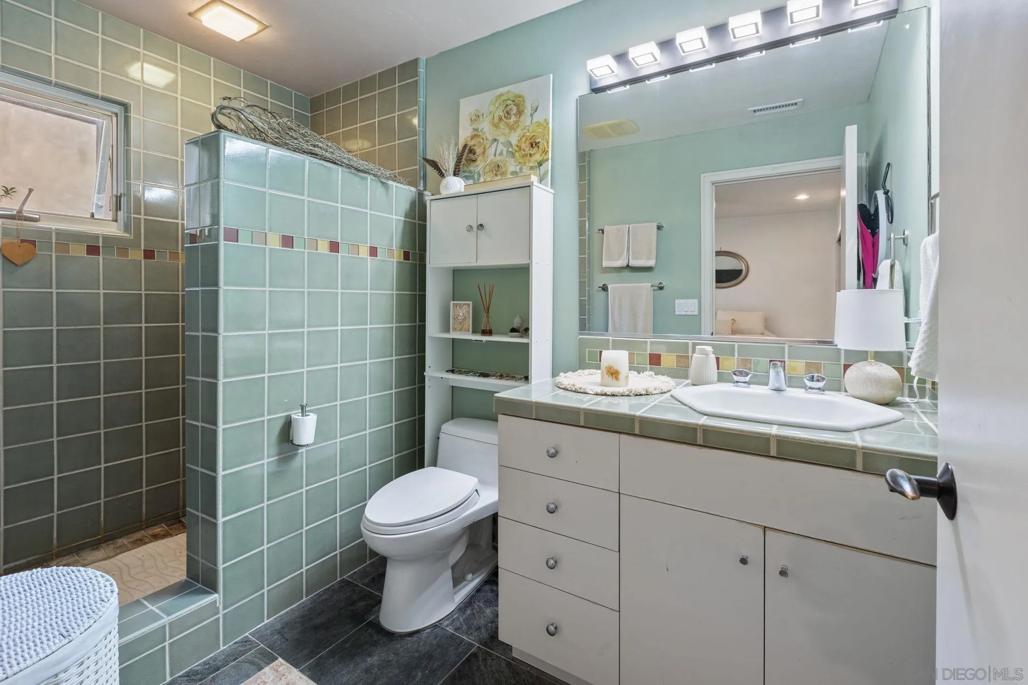 https://cdn.realtyfeed.com/cdn/127/250030967/ec1eb0502f9a757a049d4fd80f5e01fb.webp