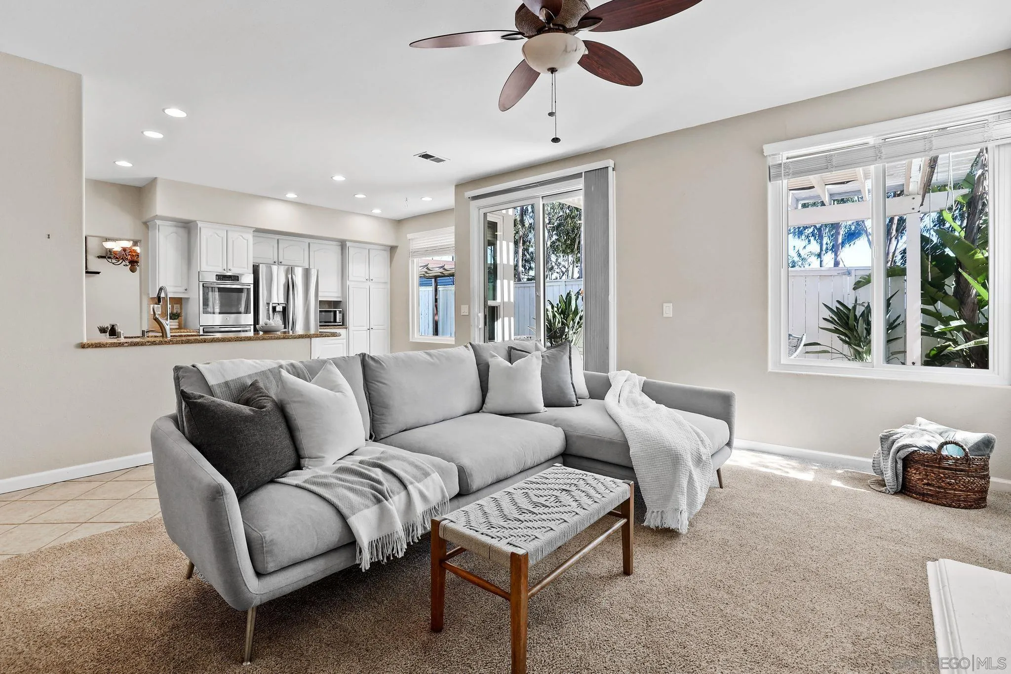 https://cdn.realtyfeed.com/cdn/127/250030971/e3762f22404f65ed1f82ea592c7559f9.webp