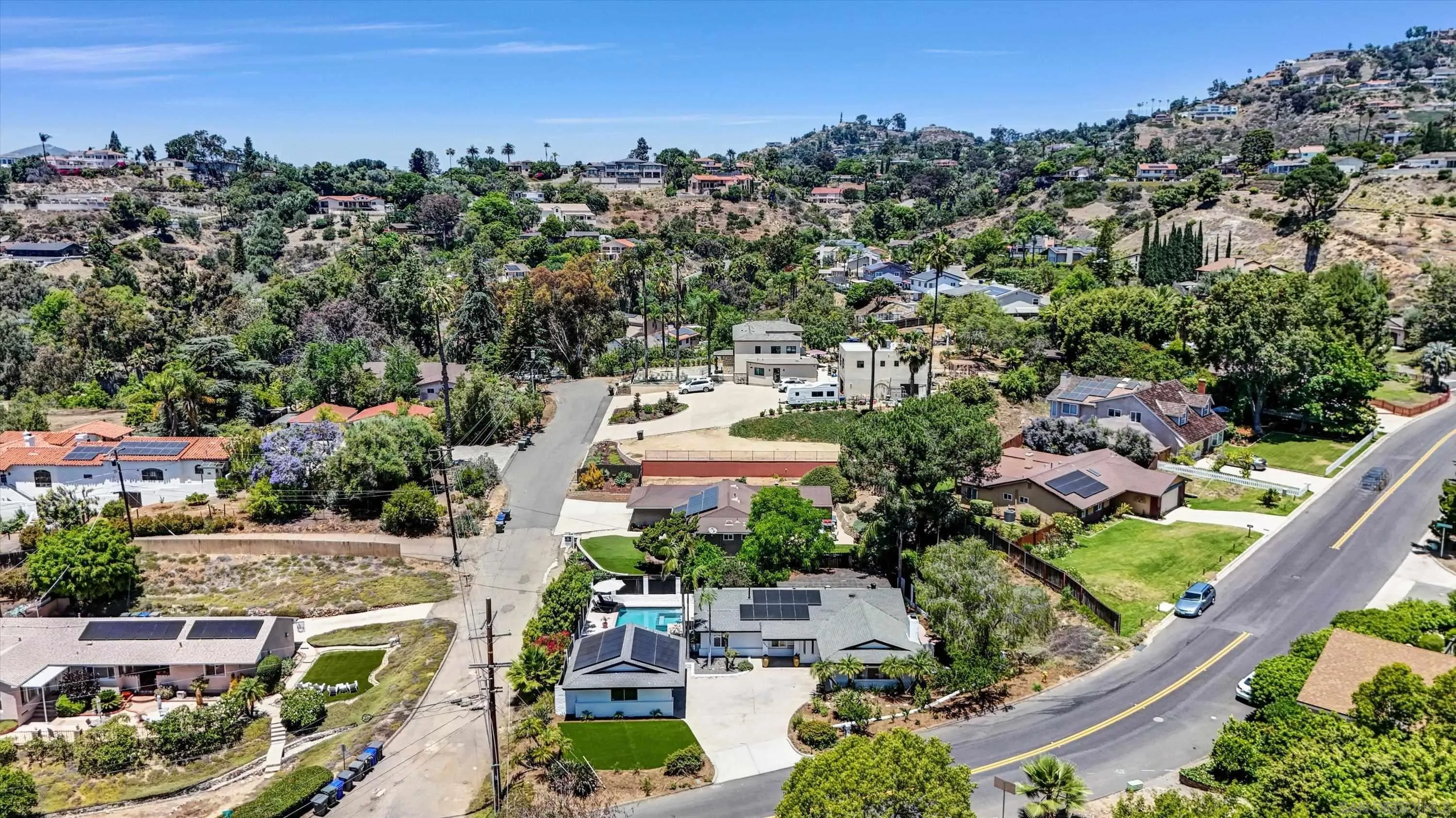 https://cdn.realtyfeed.com/cdn/127/250030984/4cf165c85d4dc150dac6b9580bcb5f37.webp