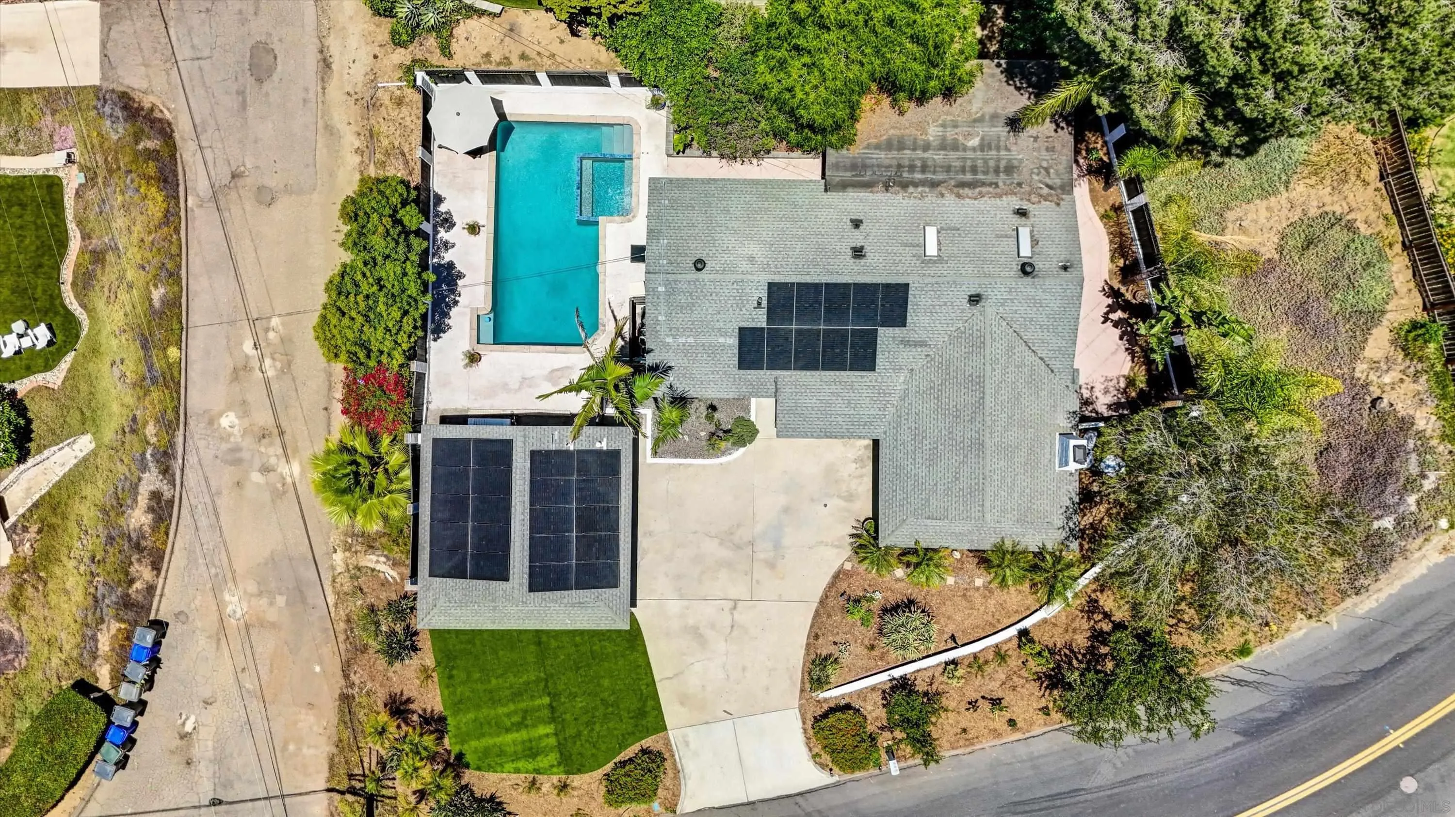 https://cdn.realtyfeed.com/cdn/127/250030984/79a92ef579e62780e47ef03845f31980.webp