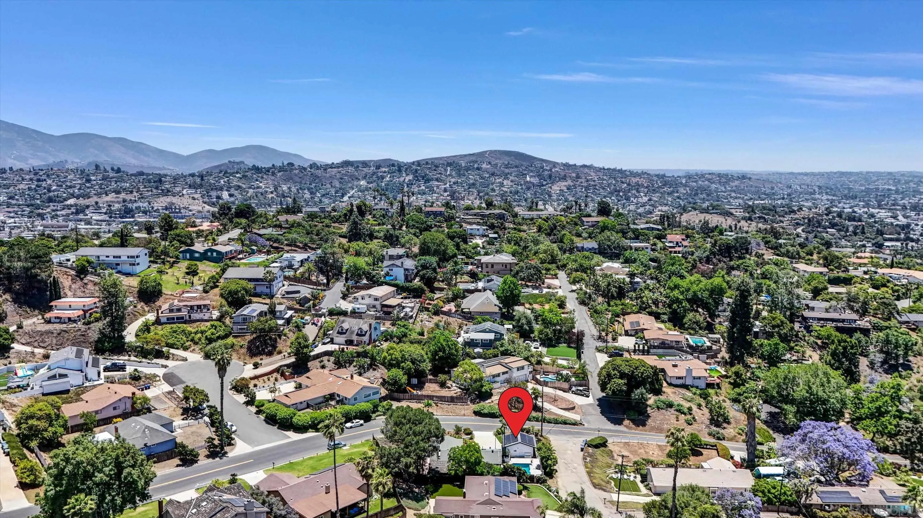 https://cdn.realtyfeed.com/cdn/127/250030984/fbfa4bb48427b8512ffe69885cf8975b.webp