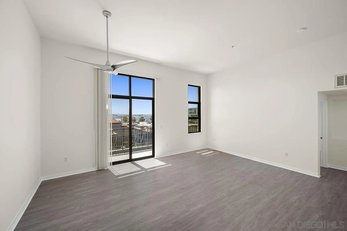 https://cdn.realtyfeed.com/cdn/127/250030986/d3d2cb1a10372230cea15a4b8355ee62.webp