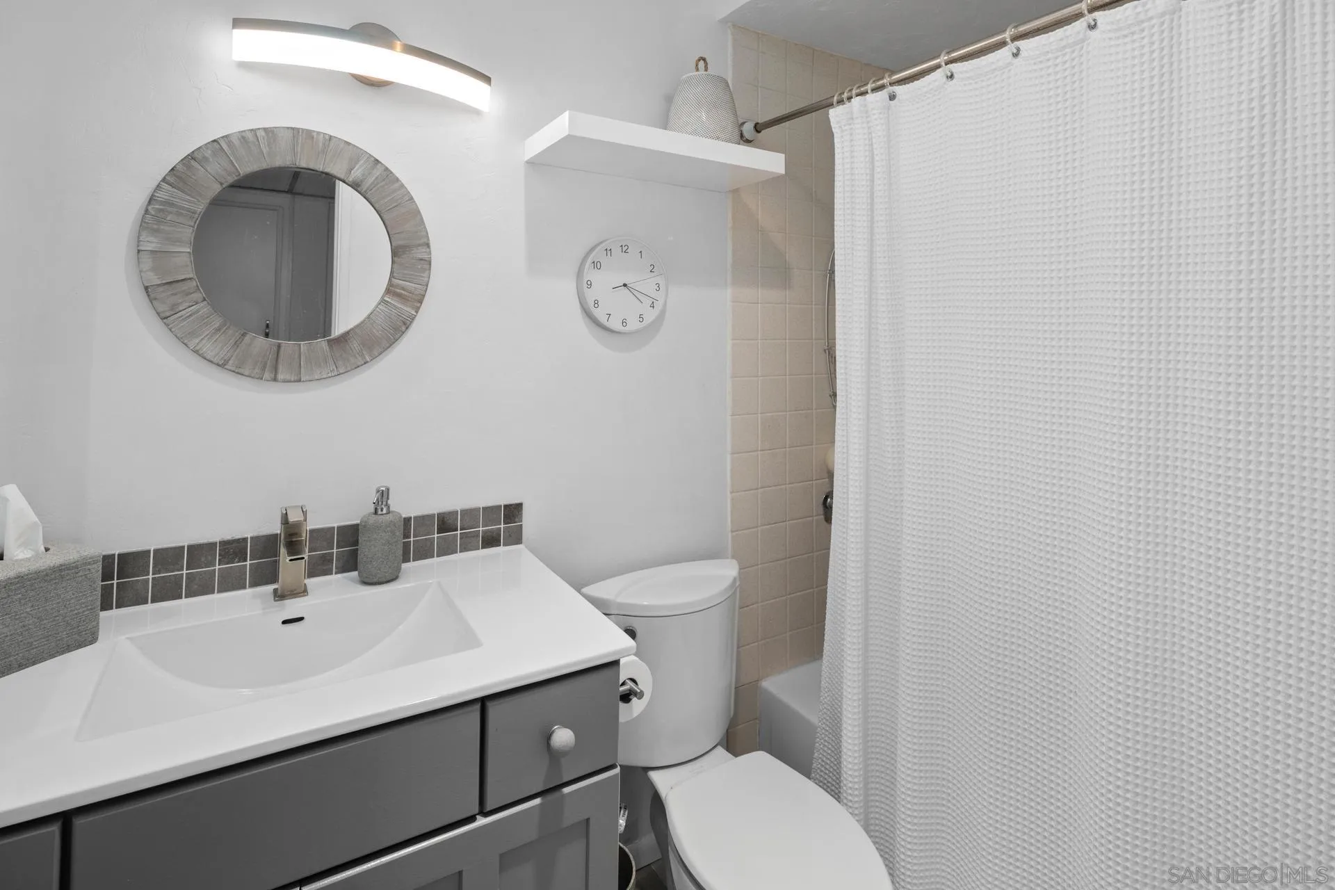 Photo #20: 250030996 Listing: Photo #20