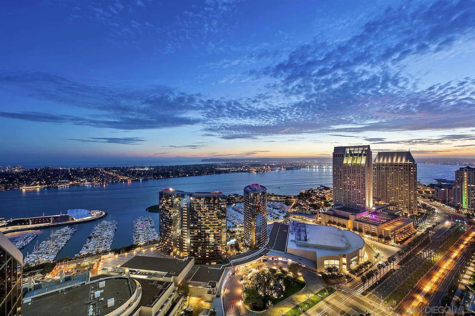 https://cdn.realtyfeed.com/cdn/127/250030999/34effbb78d9dcfa1957b38feed3b0c3e.webp