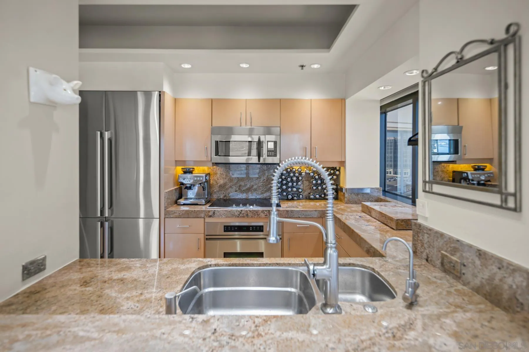 https://cdn.realtyfeed.com/cdn/127/250030999/aa38c6d82b457b81b6d61e5abd85d4d4.webp