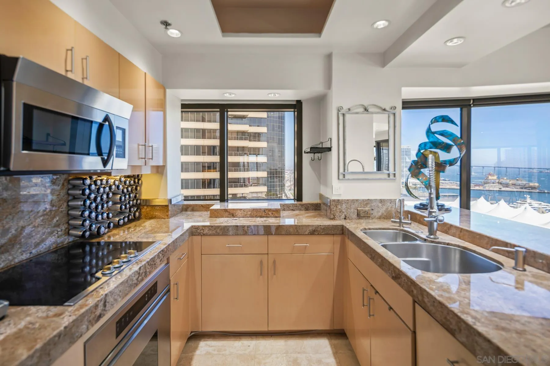 https://cdn.realtyfeed.com/cdn/127/250030999/e12e13f742cfd4134e2a05c98a0c7f23.webp