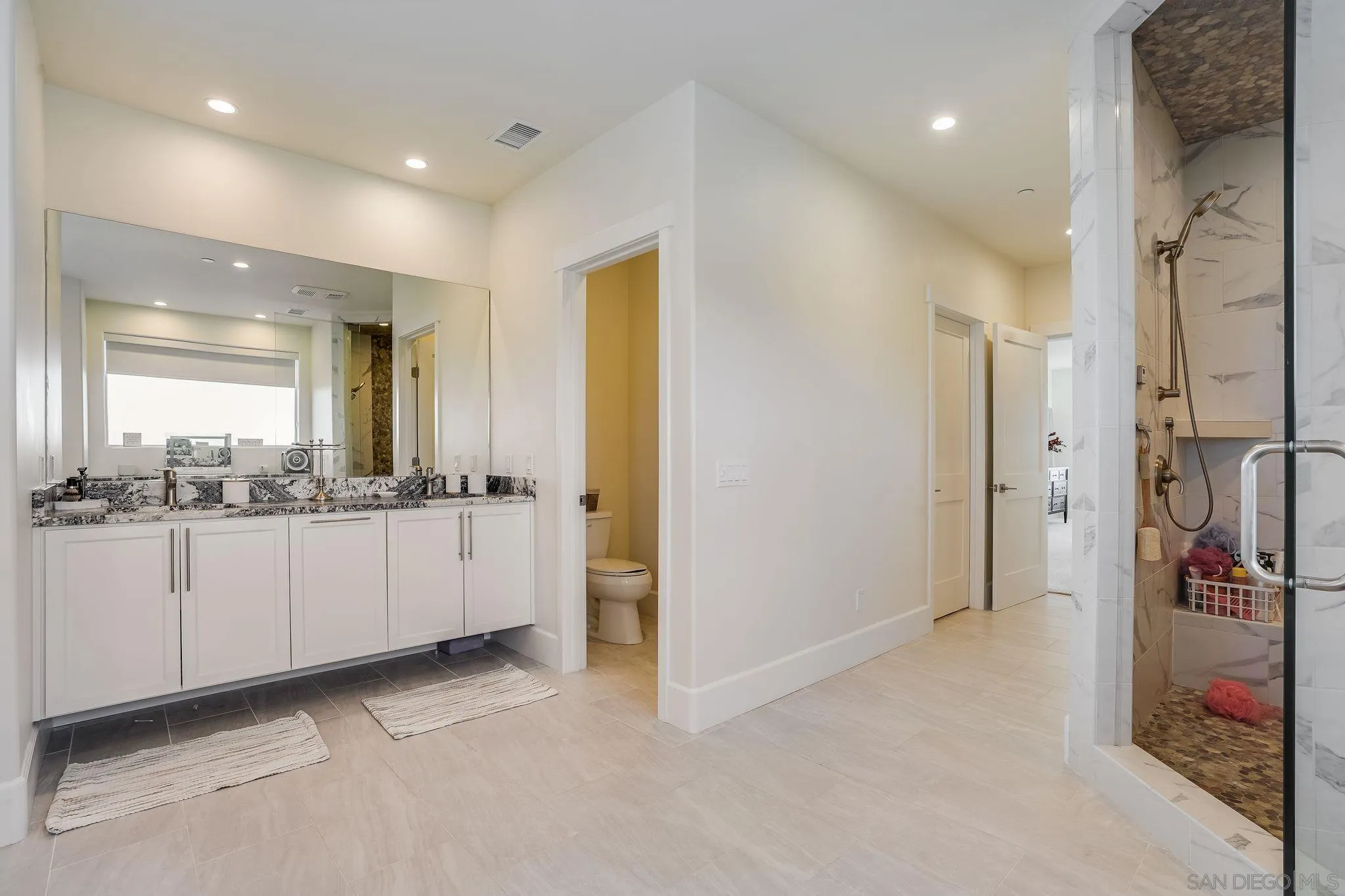 https://cdn.realtyfeed.com/cdn/127/250031024/0f31360f89f8ff8ffd2111c515583790.webp