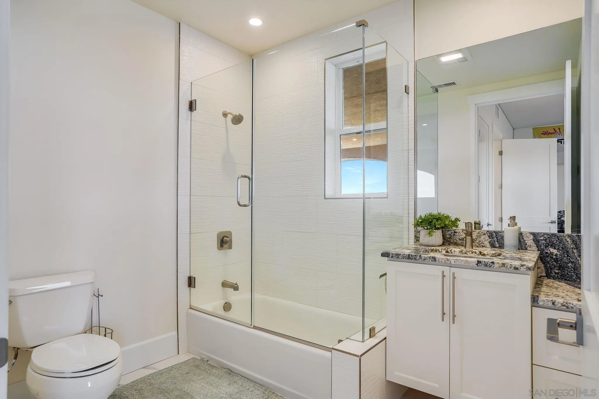 https://cdn.realtyfeed.com/cdn/127/250031024/6fc1243fd10b09e99768d6548728f794.webp