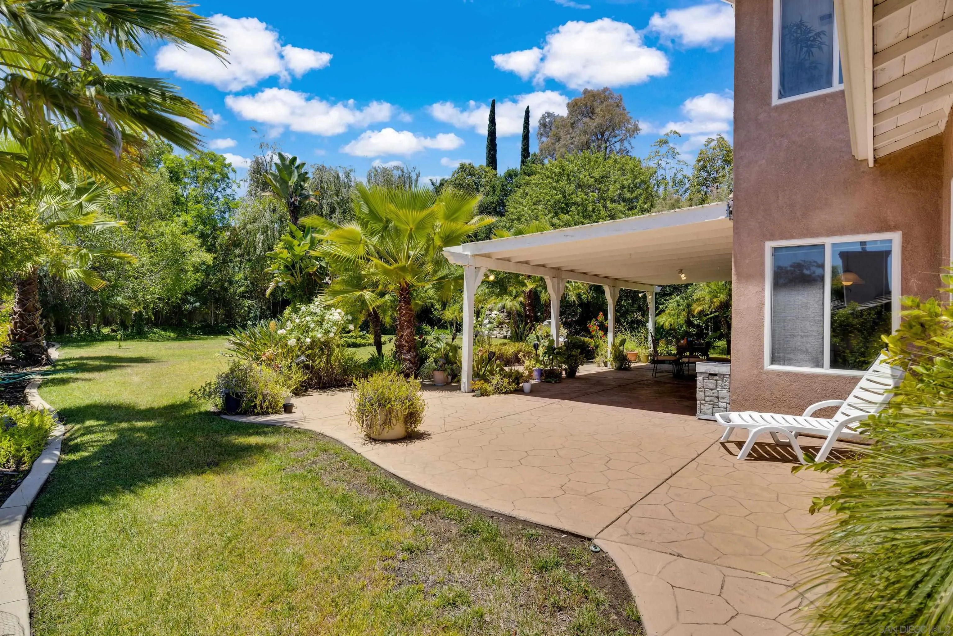 https://cdn.realtyfeed.com/cdn/127/250031038/161619c6396379b8e46ccde082afd538.webp