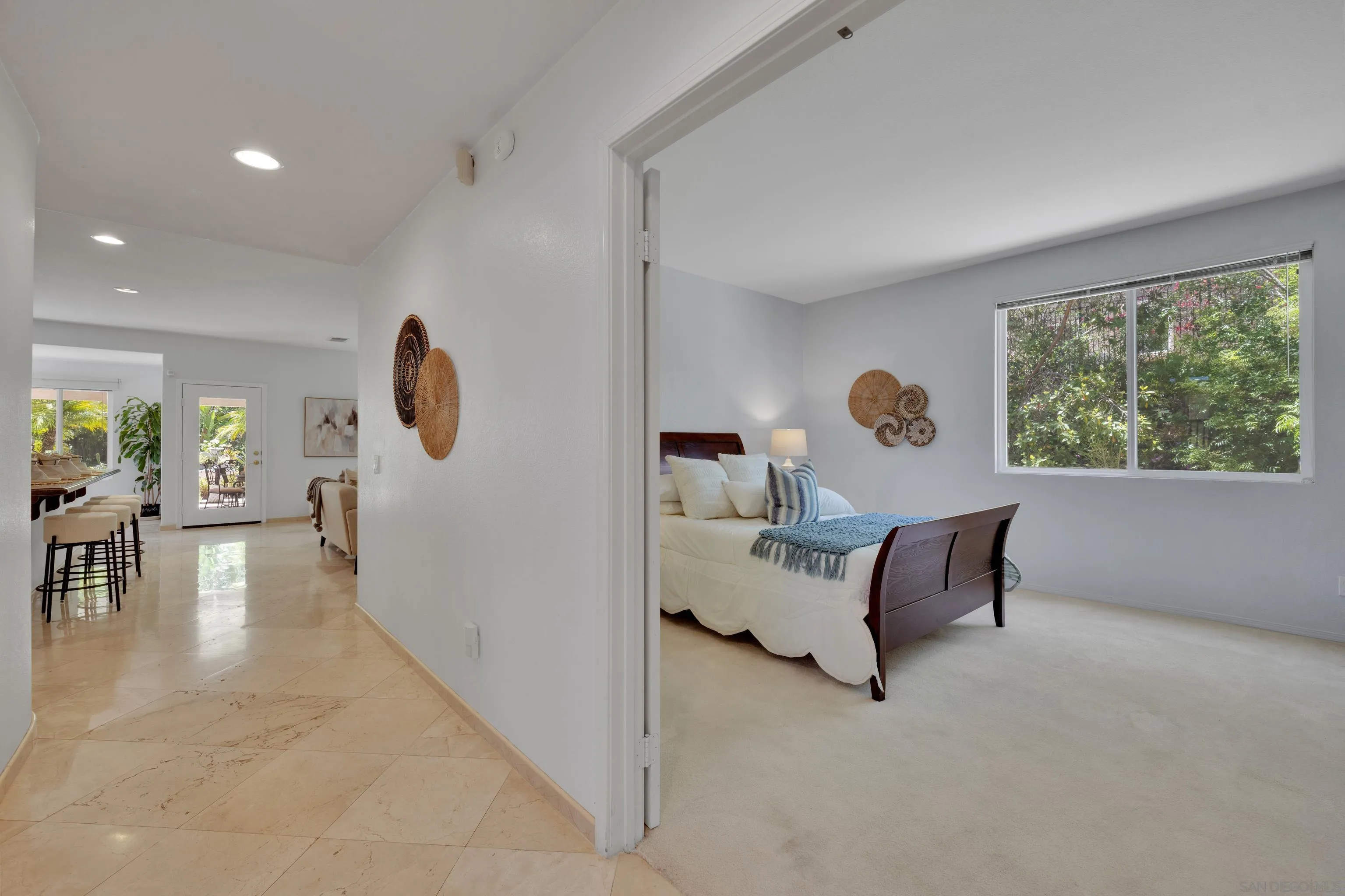 https://cdn.realtyfeed.com/cdn/127/250031038/25958b643aa4e2697e3db46c0d40f4a9.webp