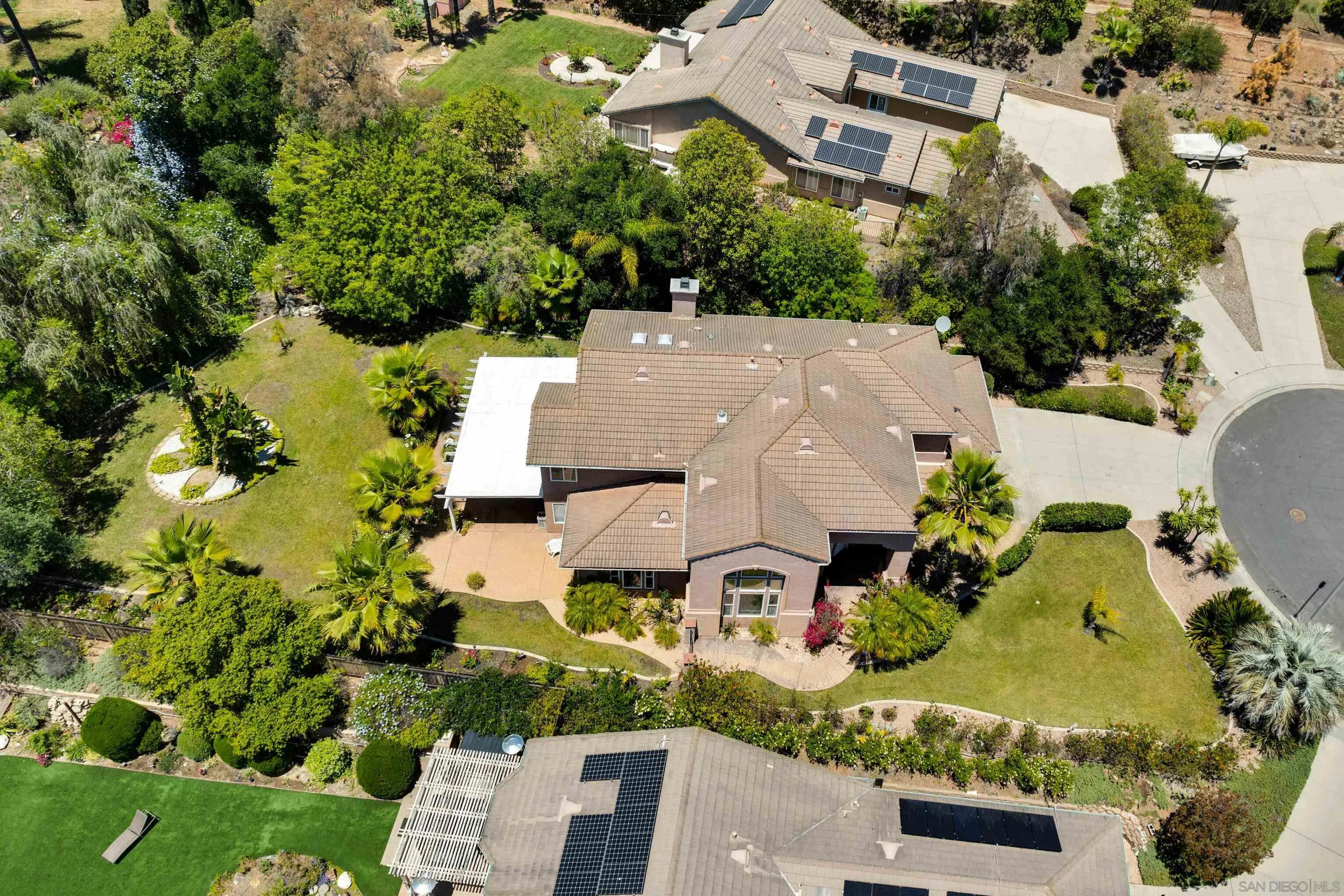 https://cdn.realtyfeed.com/cdn/127/250031038/65a759343096ba11428b84e2693f8f1c.webp