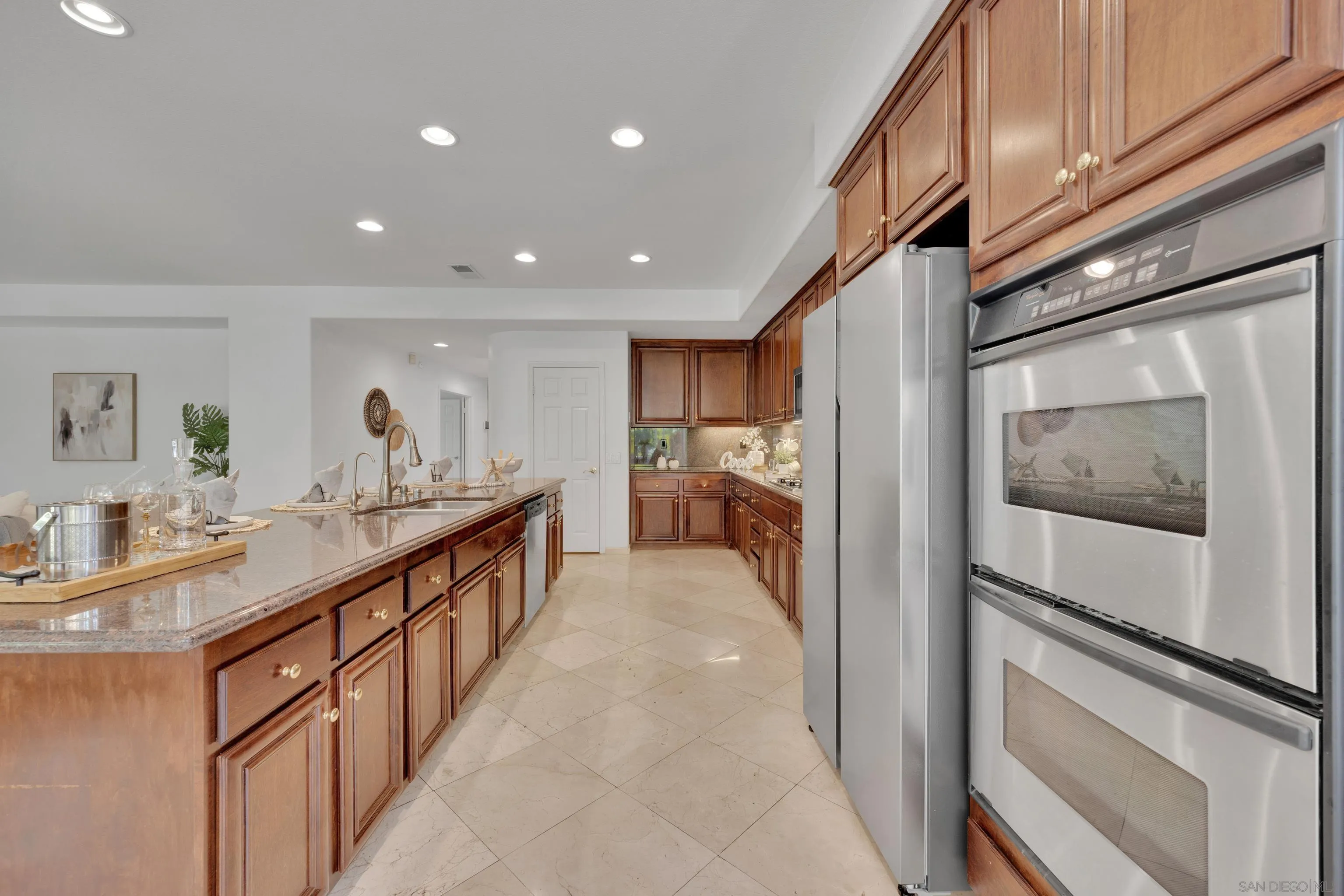 https://cdn.realtyfeed.com/cdn/127/250031038/9705ca8bc854006edb29a92bf993d462.webp