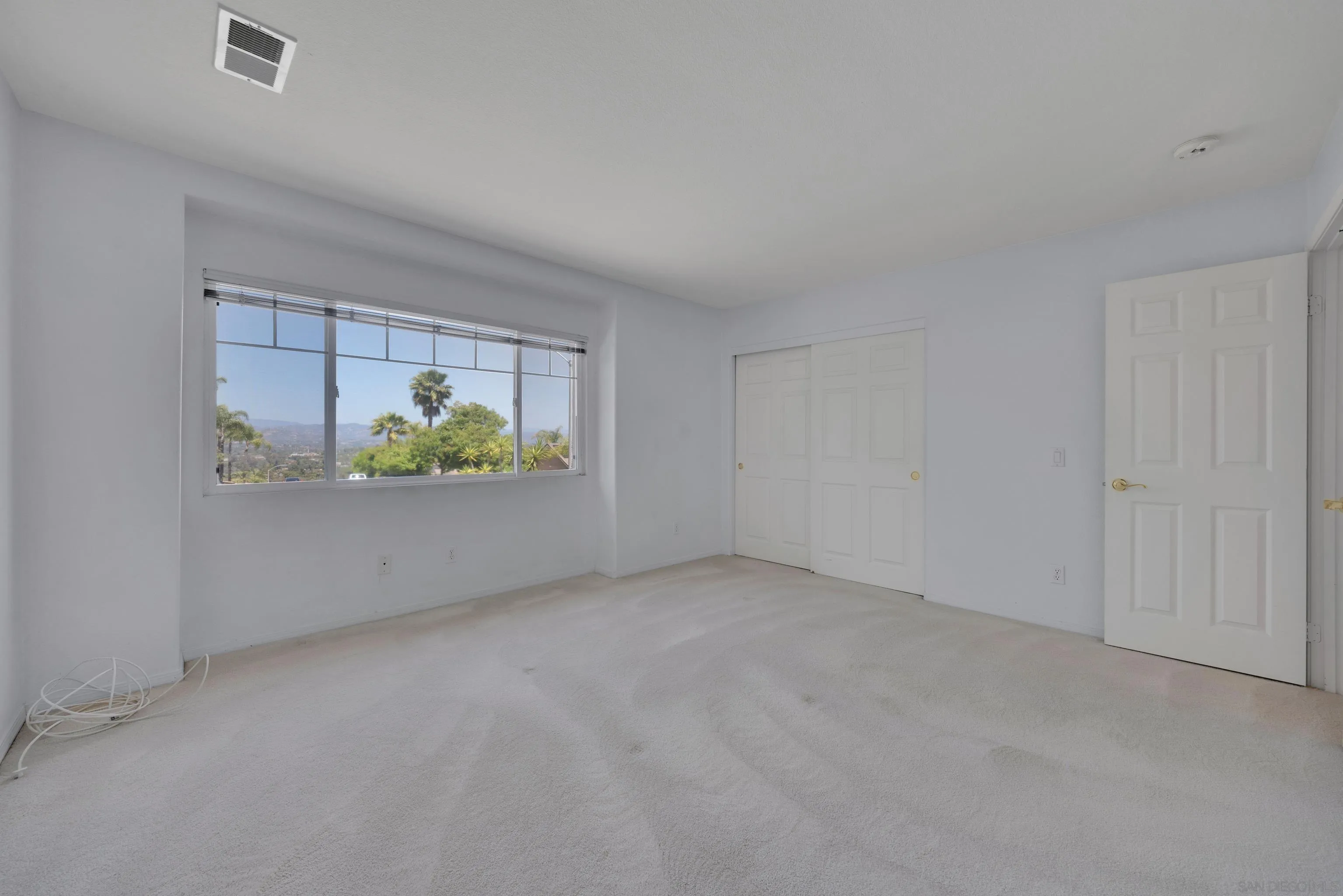 https://cdn.realtyfeed.com/cdn/127/250031038/99d3958a63bc9e2cacb346dad210ba64.webp