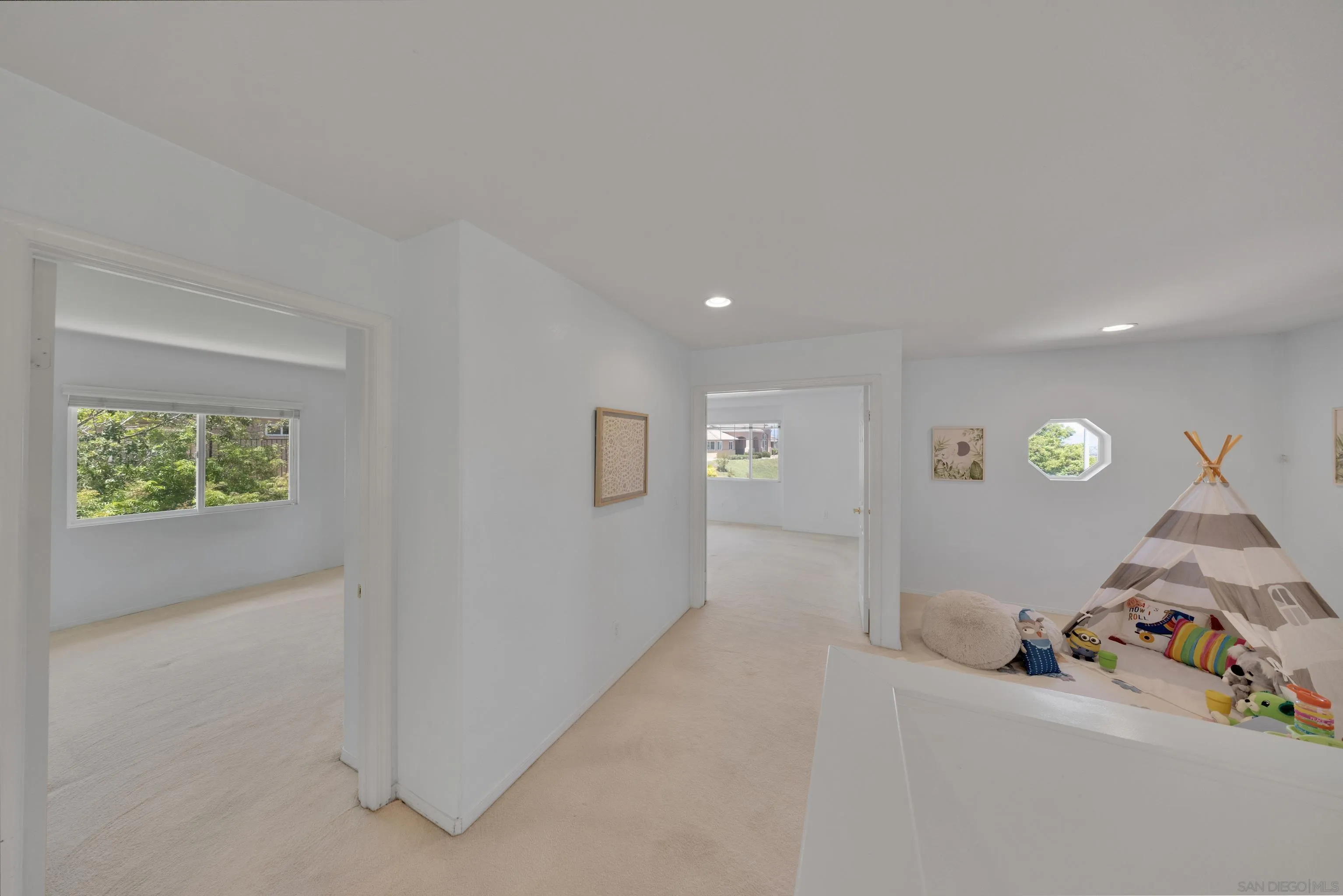 https://cdn.realtyfeed.com/cdn/127/250031038/c2c02422a315e84d491c0c85ba831235.webp