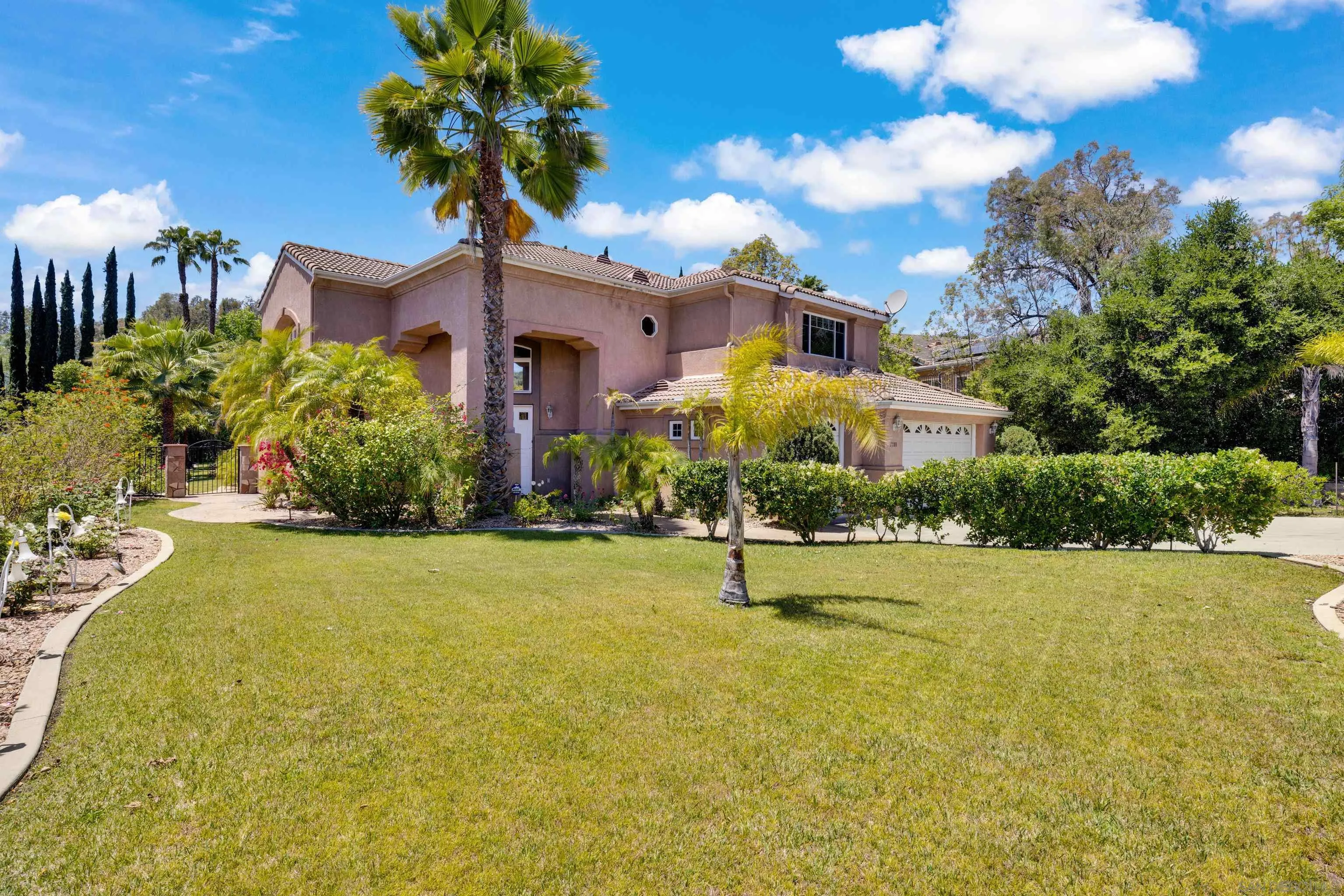https://cdn.realtyfeed.com/cdn/127/250031038/e1c631ef2520dd96cf27a3c0546b5409.webp