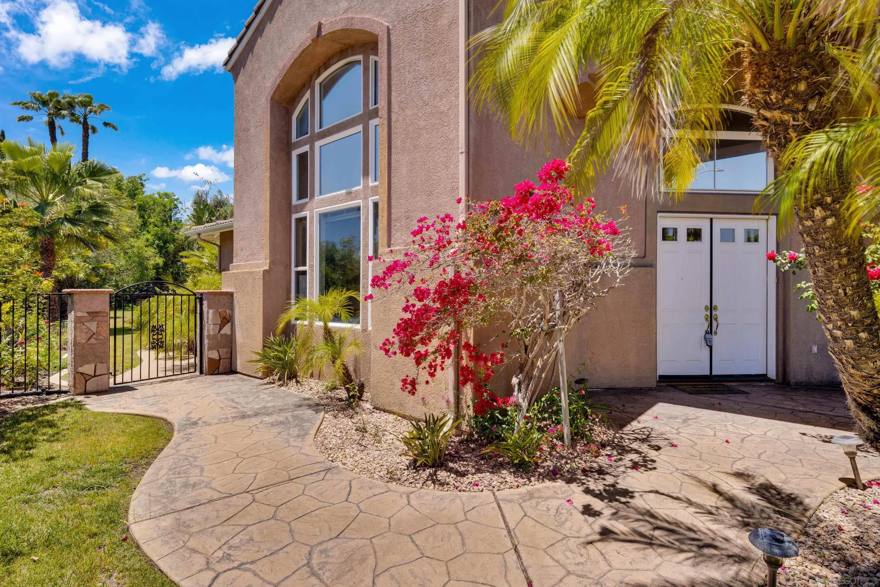 https://cdn.realtyfeed.com/cdn/127/250031038/e86128c27e799450d03f6c47cd7ca99e.webp
