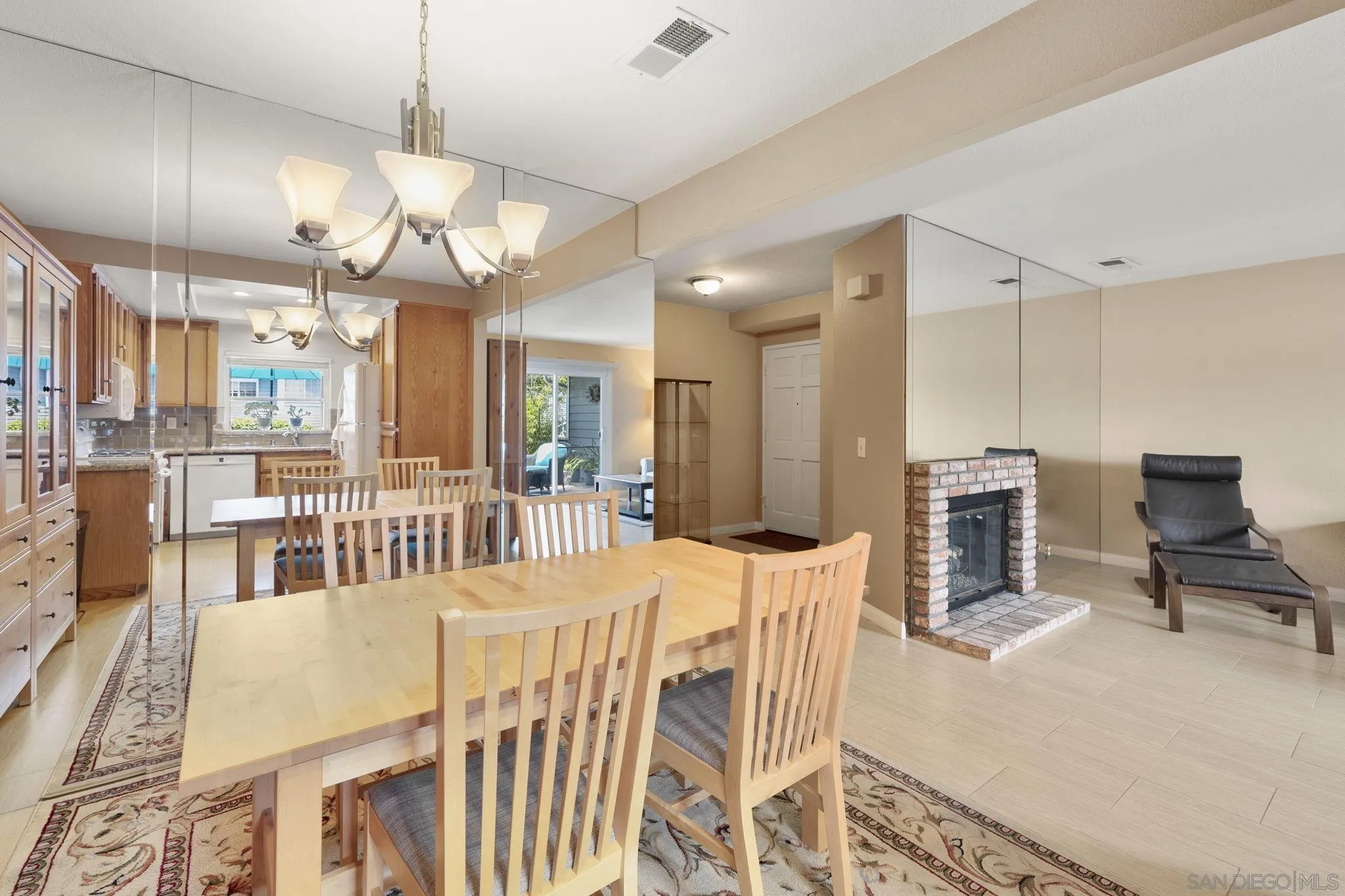 Photo #18: 250031039 Listing: Photo #18