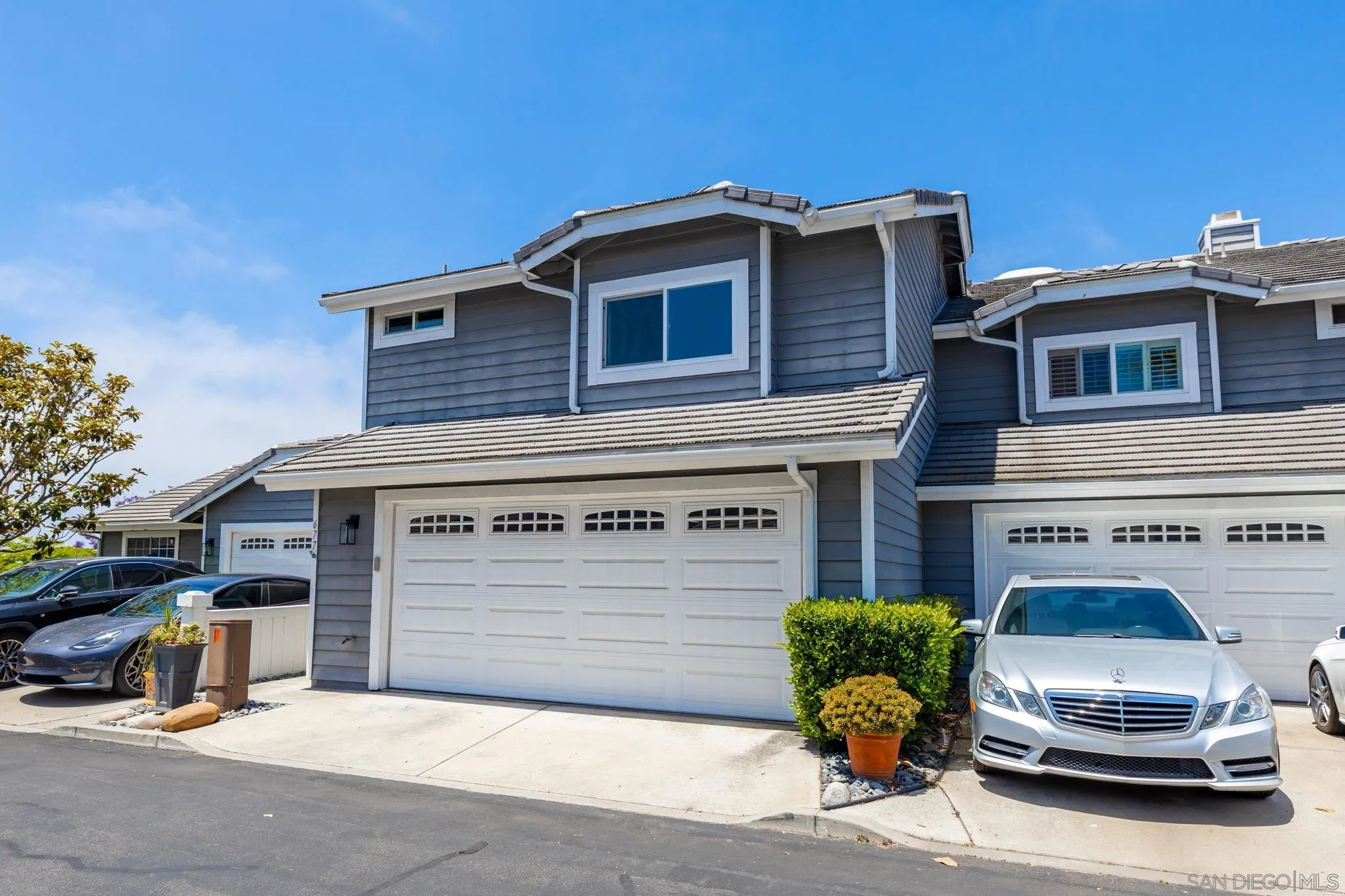 Photo #3: 250031039 Listing 