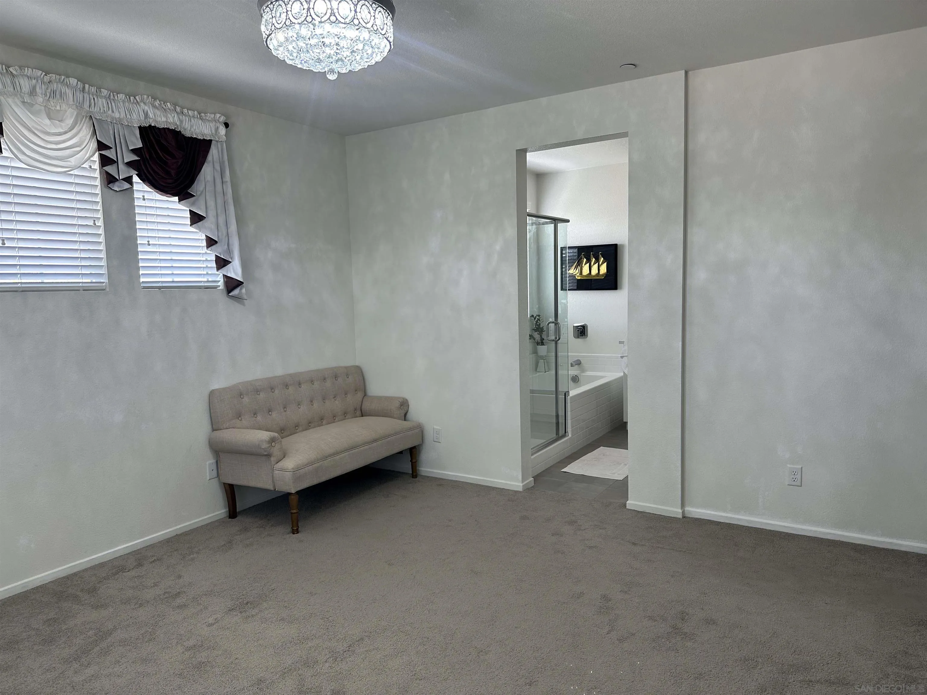 Photo #12: 250031040 Listing: Photo #12