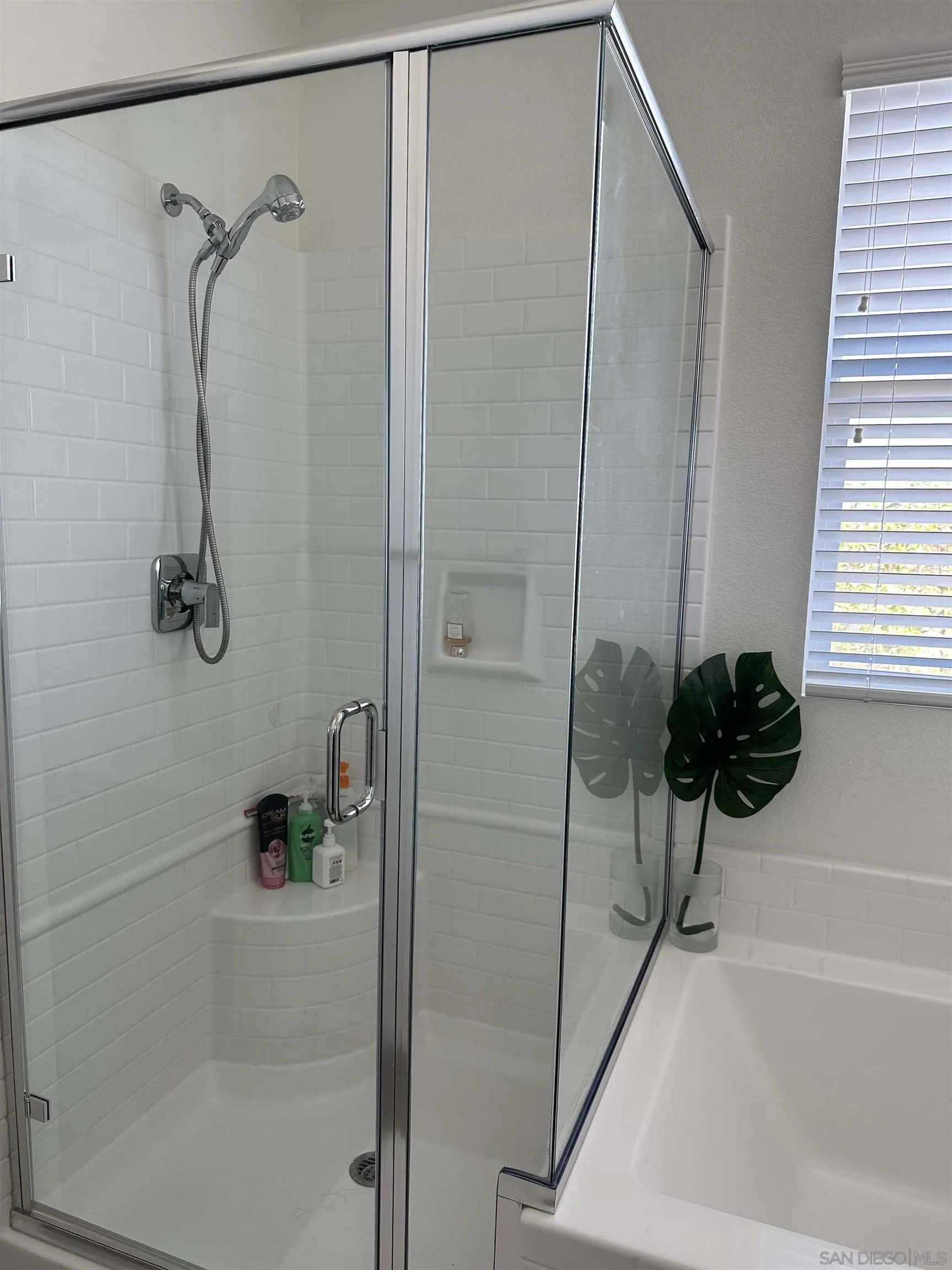 Photo #22: 250031040 Listing: Photo #22