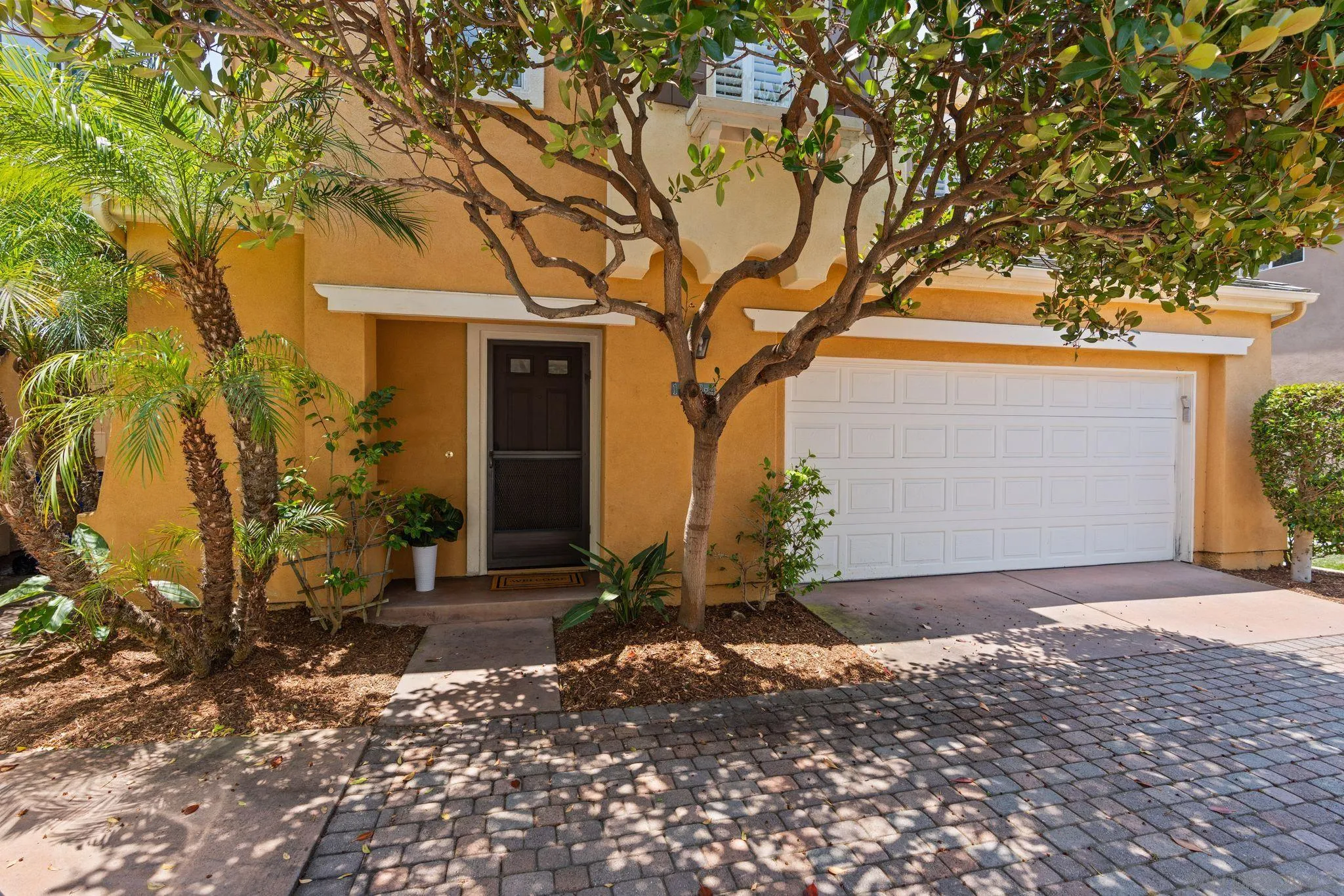https://cdn.realtyfeed.com/cdn/127/250031050/c67948fa793d7ce9135f11c57d703c9a.webp