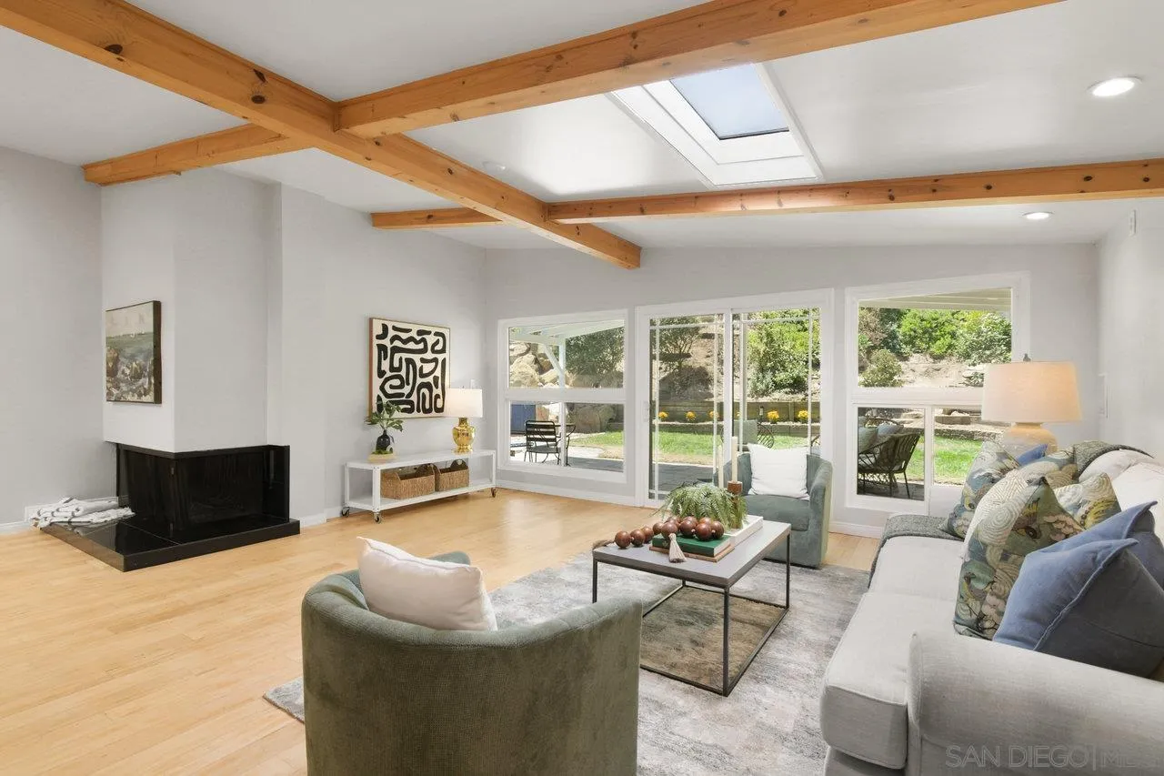 https://cdn.realtyfeed.com/cdn/127/250031054/a42686e833f995866f541c12db7e3467.webp