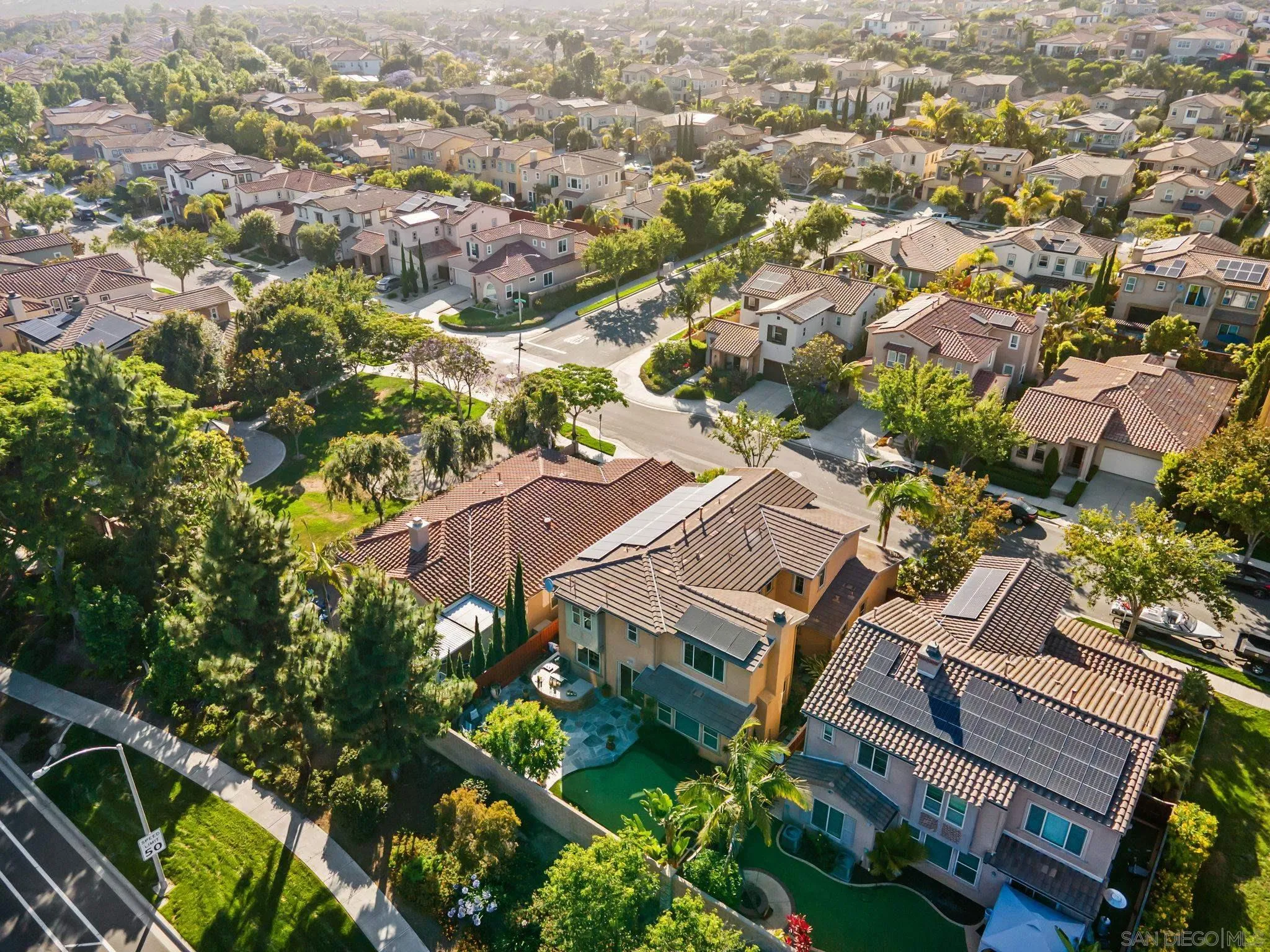 https://cdn.realtyfeed.com/cdn/127/250031068/10e9cd63662138822fc4c81cfaad89cf.webp