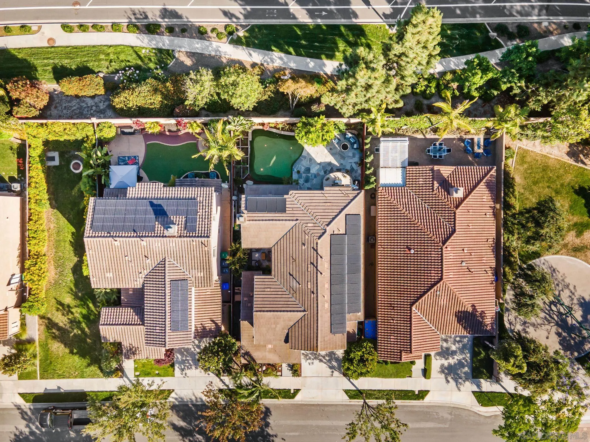 https://cdn.realtyfeed.com/cdn/127/250031068/623f203968e8699f806397b021c7980e.webp