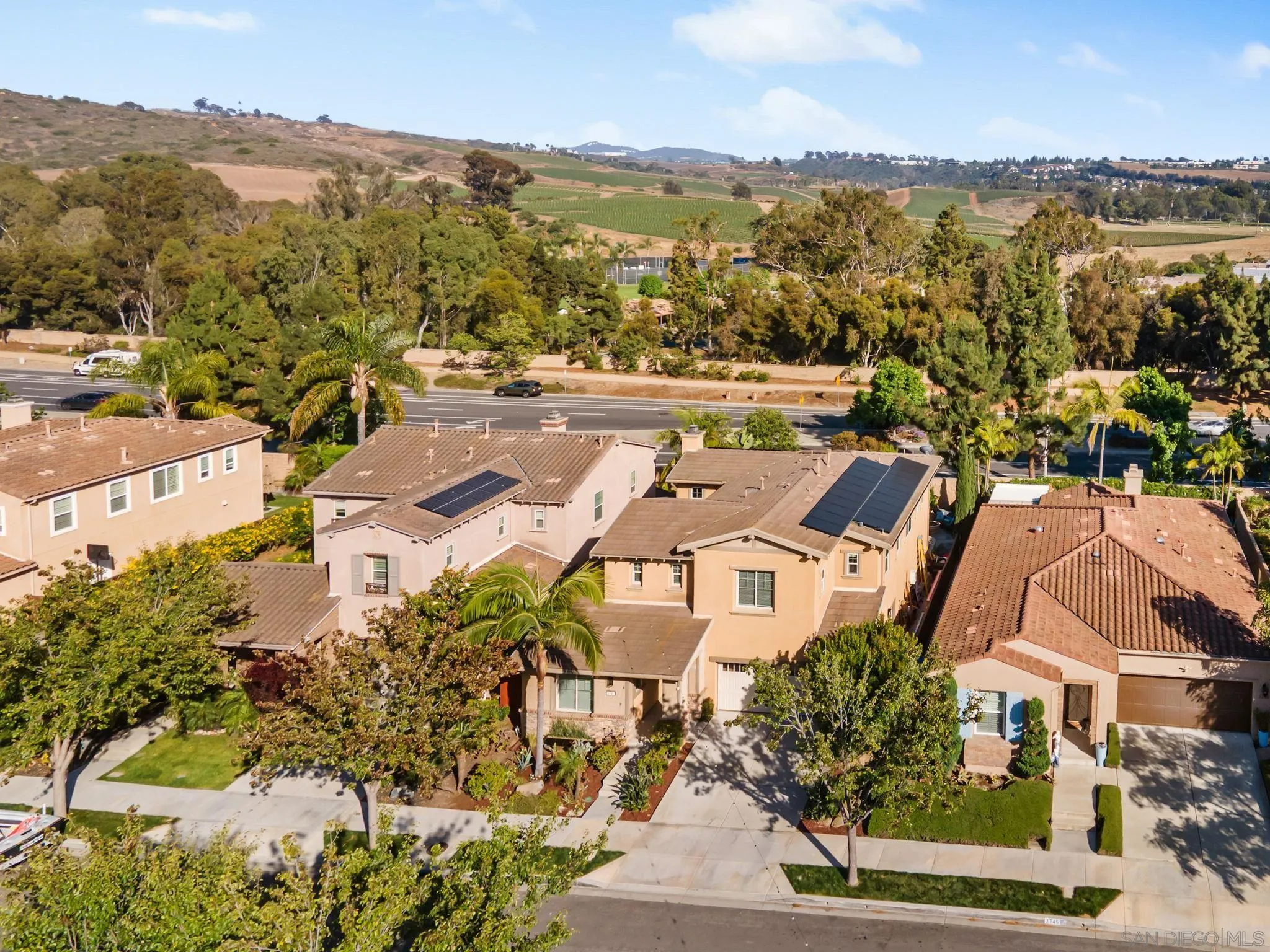 https://cdn.realtyfeed.com/cdn/127/250031068/76d631cb8916ce6042ac5857ac005c56.webp