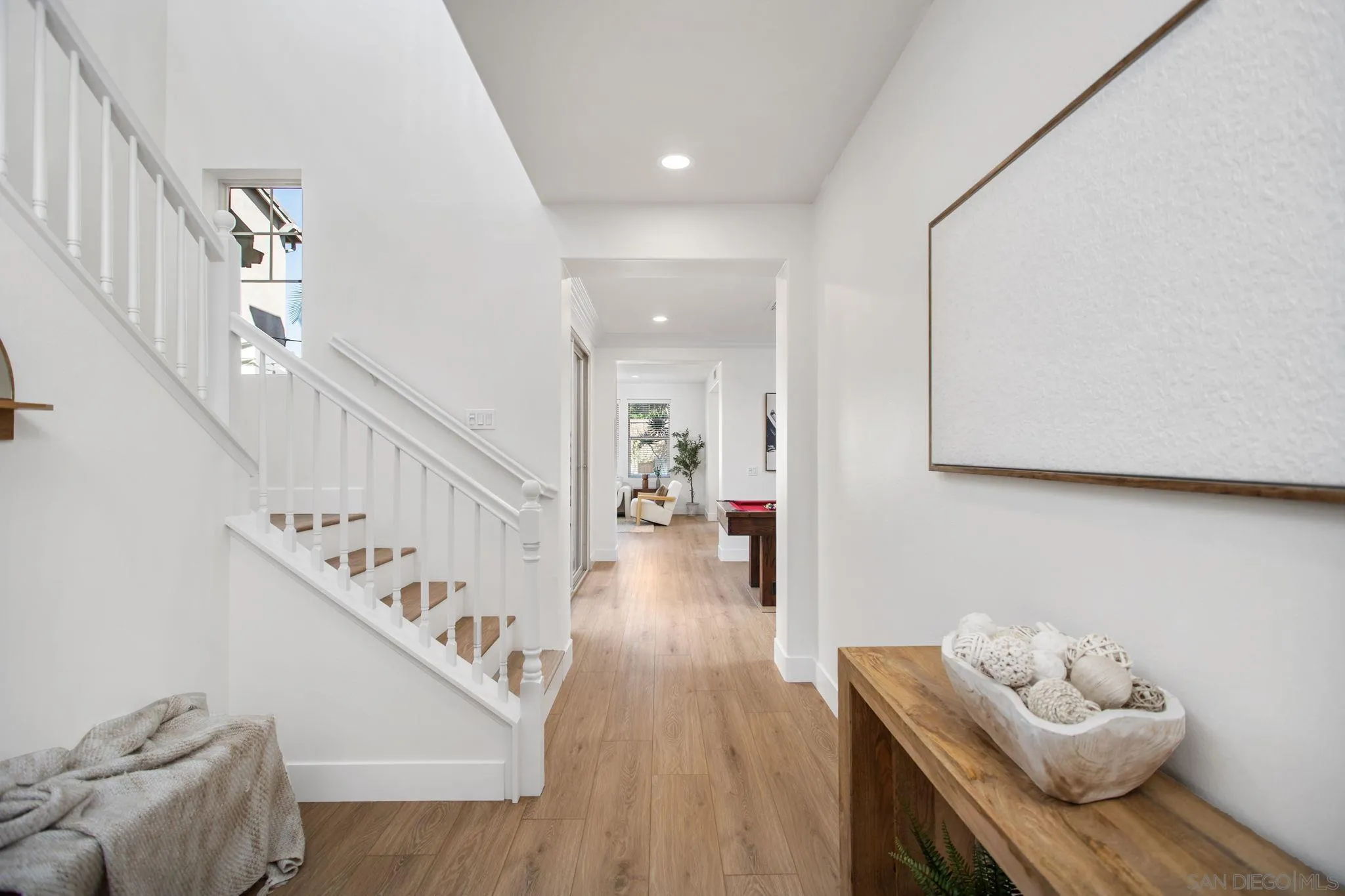 https://cdn.realtyfeed.com/cdn/127/250031068/c14a45b61617e2d1df8cd9f6e7952e2a.webp