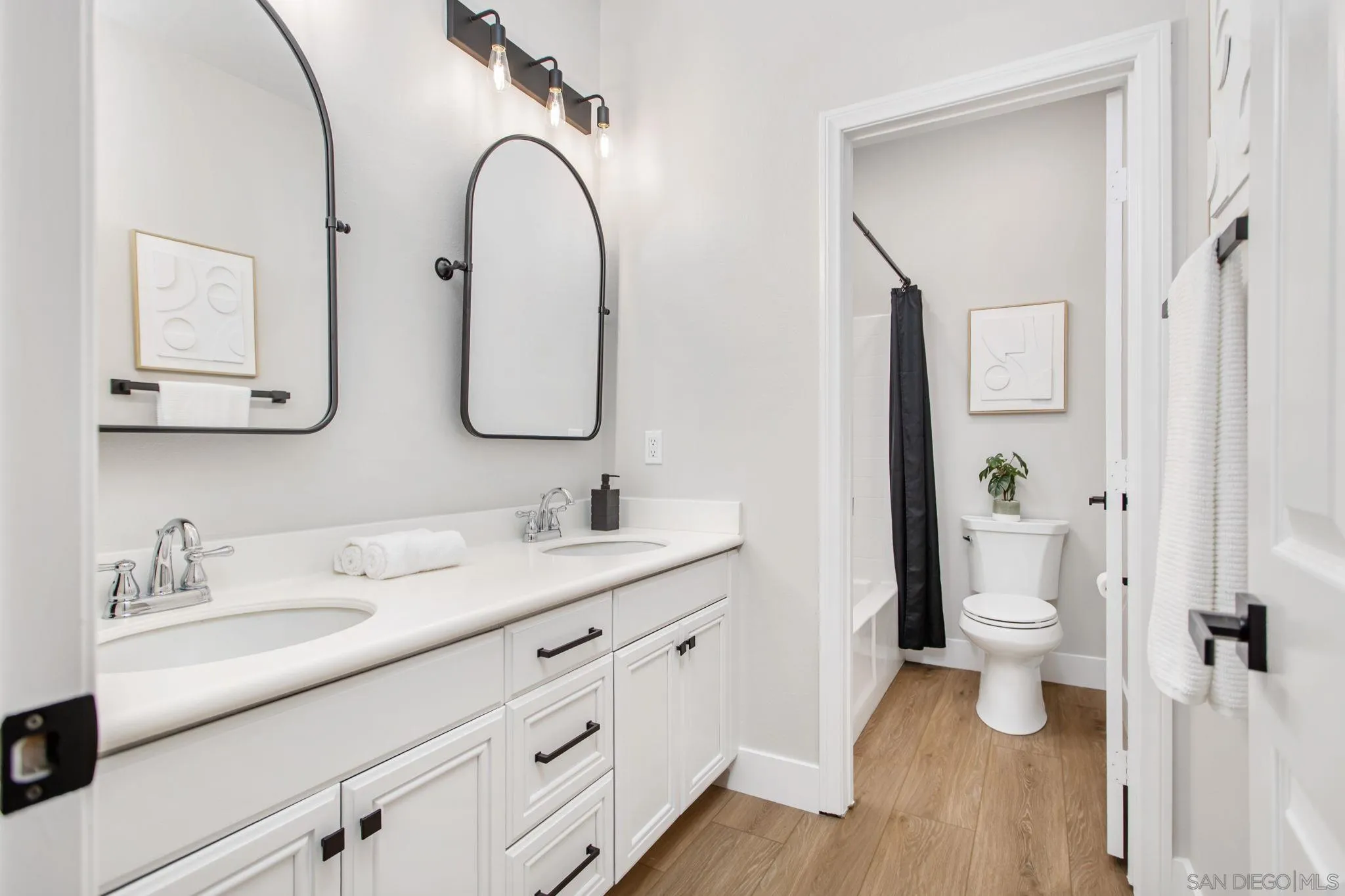 https://cdn.realtyfeed.com/cdn/127/250031068/e908565d9b9aa7108f35dbe056c00894.webp