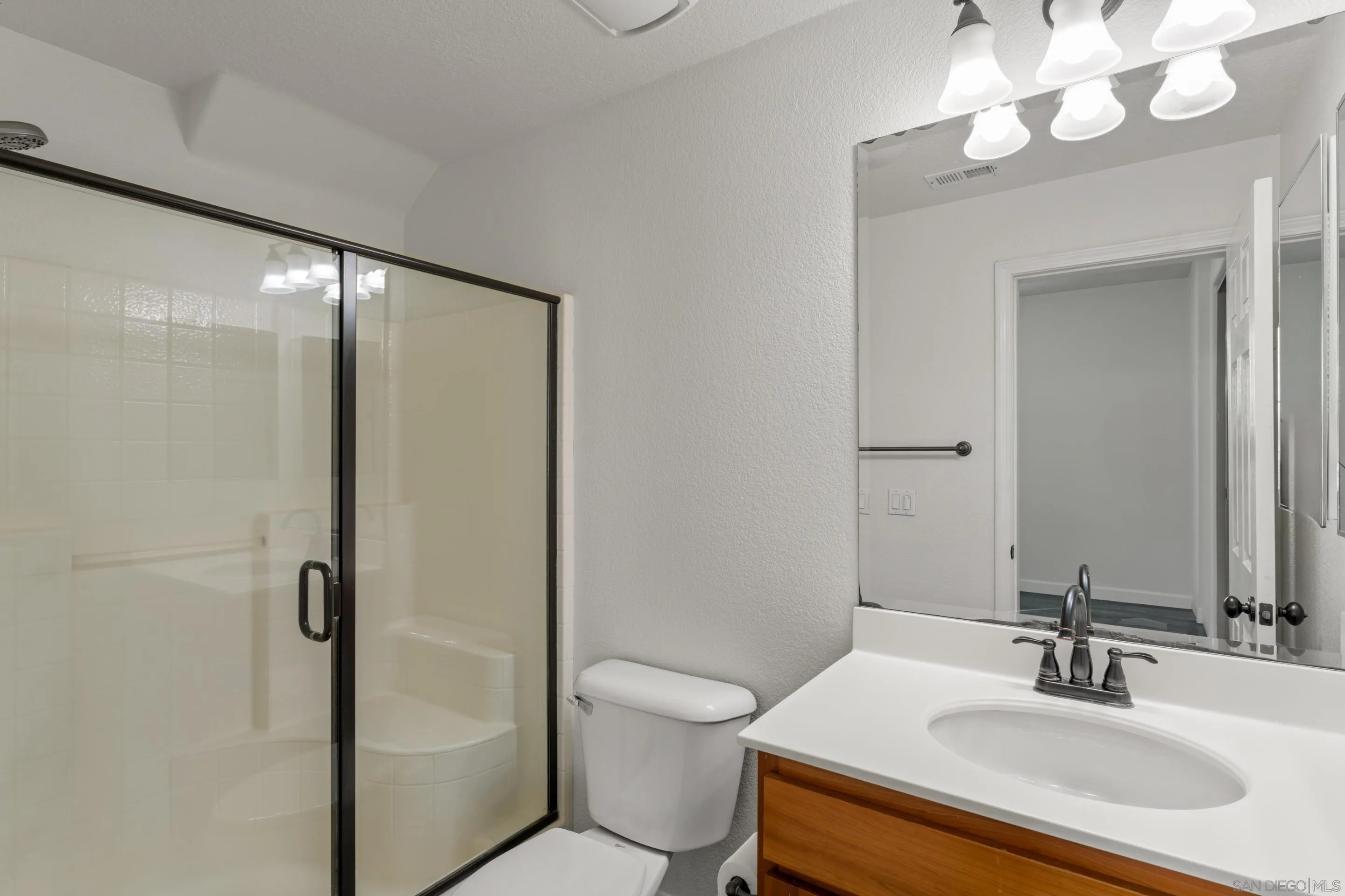 Photo #23: 250031074 Listing: Photo #23