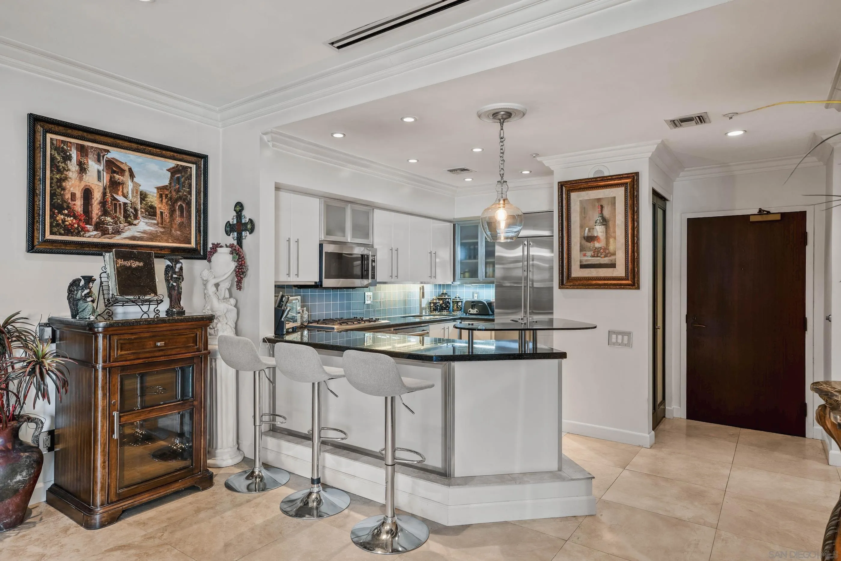 Photo #3: 250031099 Listing 