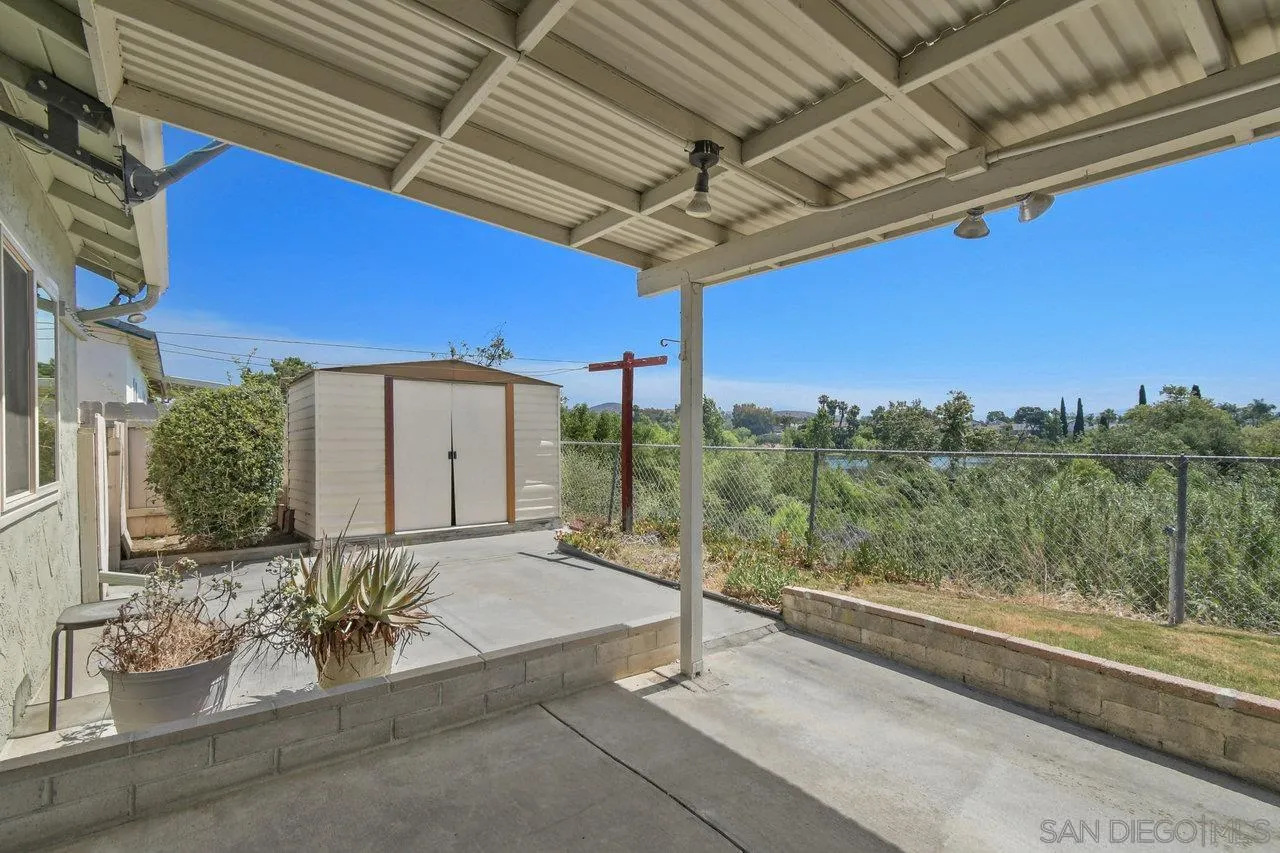 https://cdn.realtyfeed.com/cdn/127/250031100/601e21c08465a93899701a55b15345c4.webp