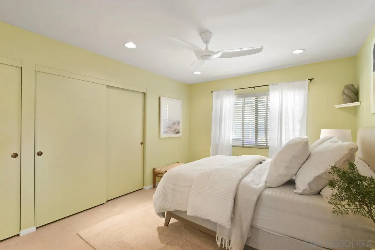https://cdn.realtyfeed.com/cdn/127/250031100/971a820830aca842d6ca17be637eb2d8.webp