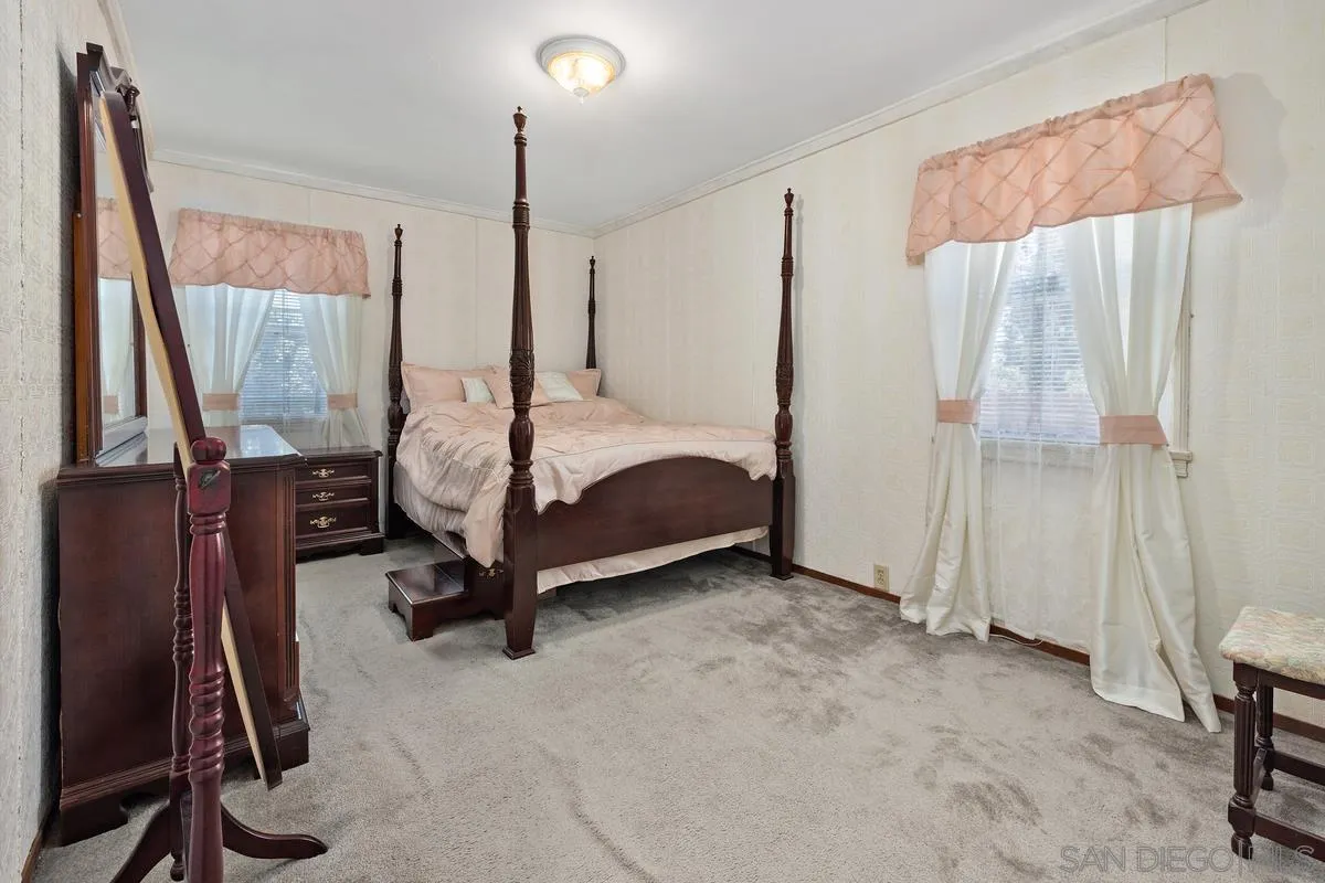 https://cdn.realtyfeed.com/cdn/127/250031105/250d4a969a5c9c0caac110cfb21b7593.webp