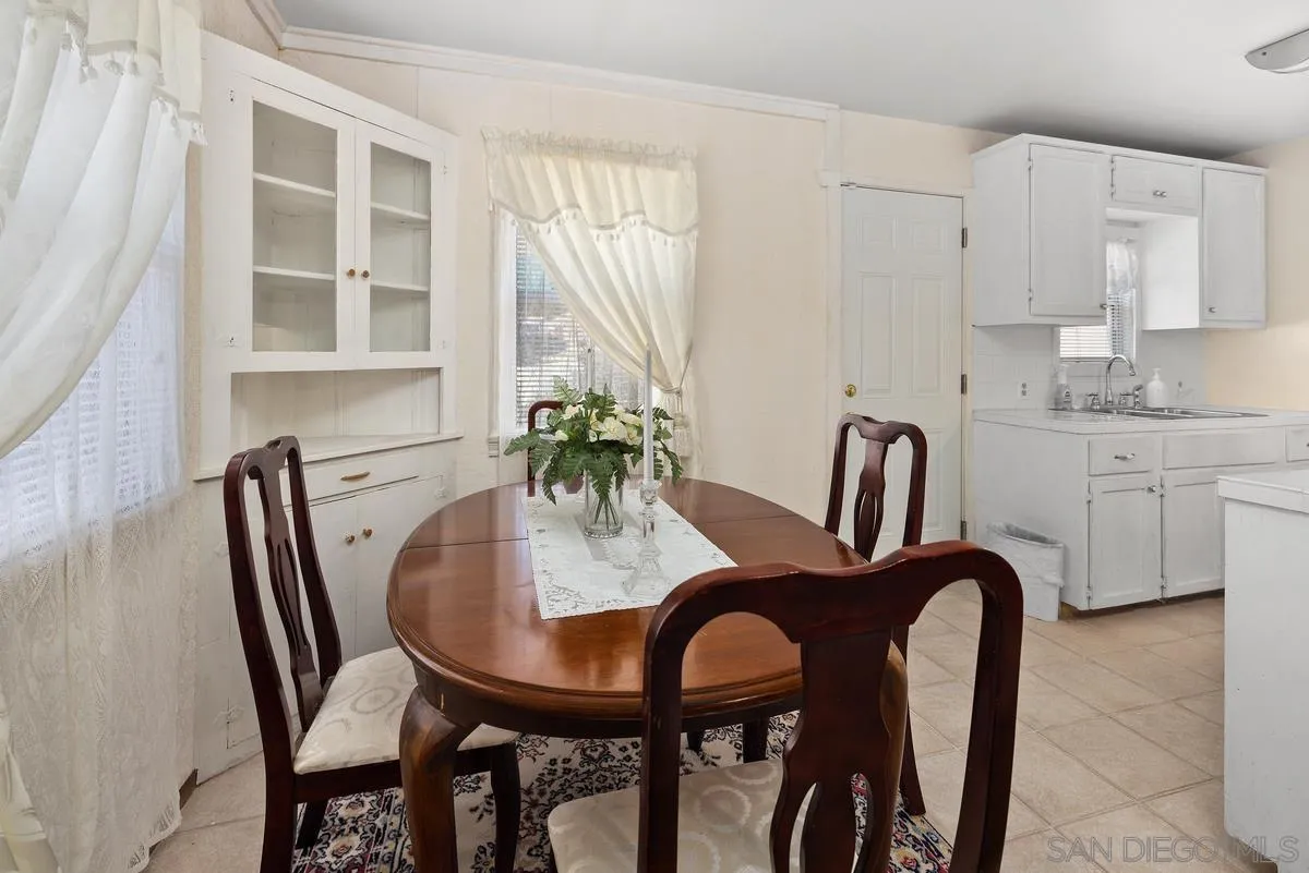 https://cdn.realtyfeed.com/cdn/127/250031105/26ded018869cb703348722bbe6b9b312.webp