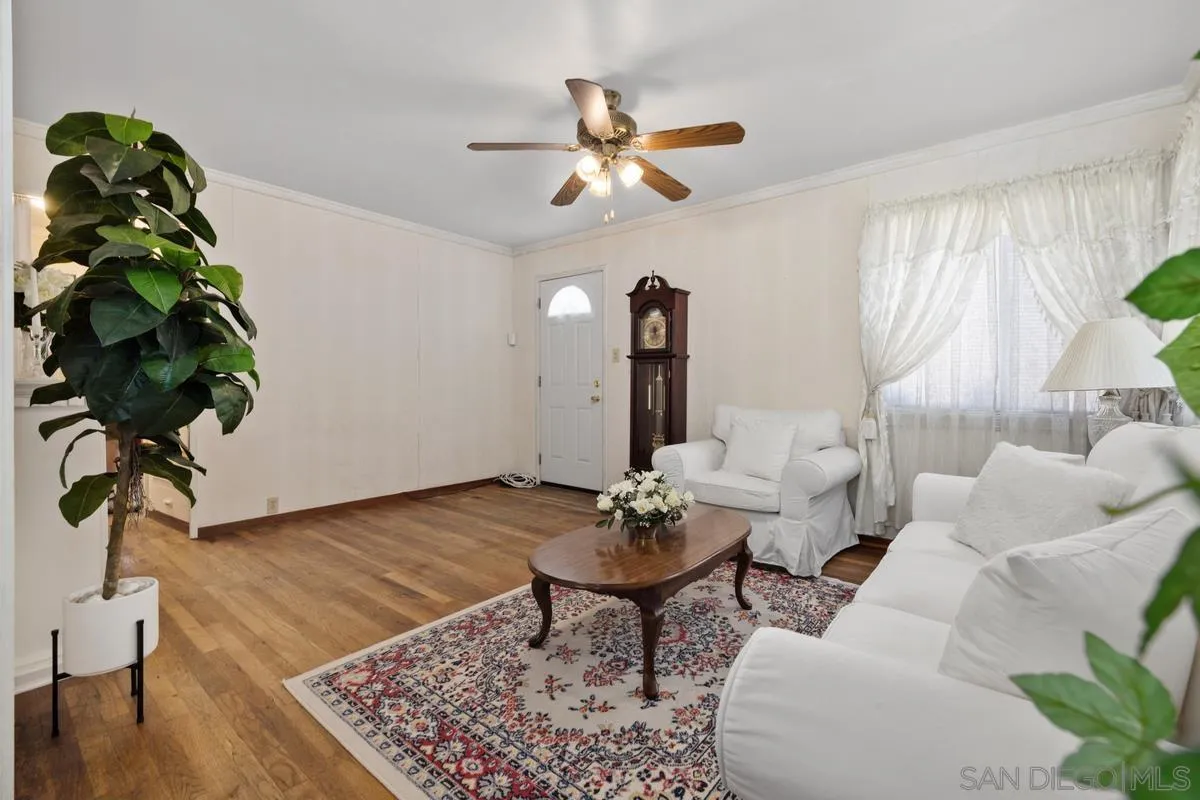 https://cdn.realtyfeed.com/cdn/127/250031105/fcfad6fa689180e41e79654a471f9227.webp