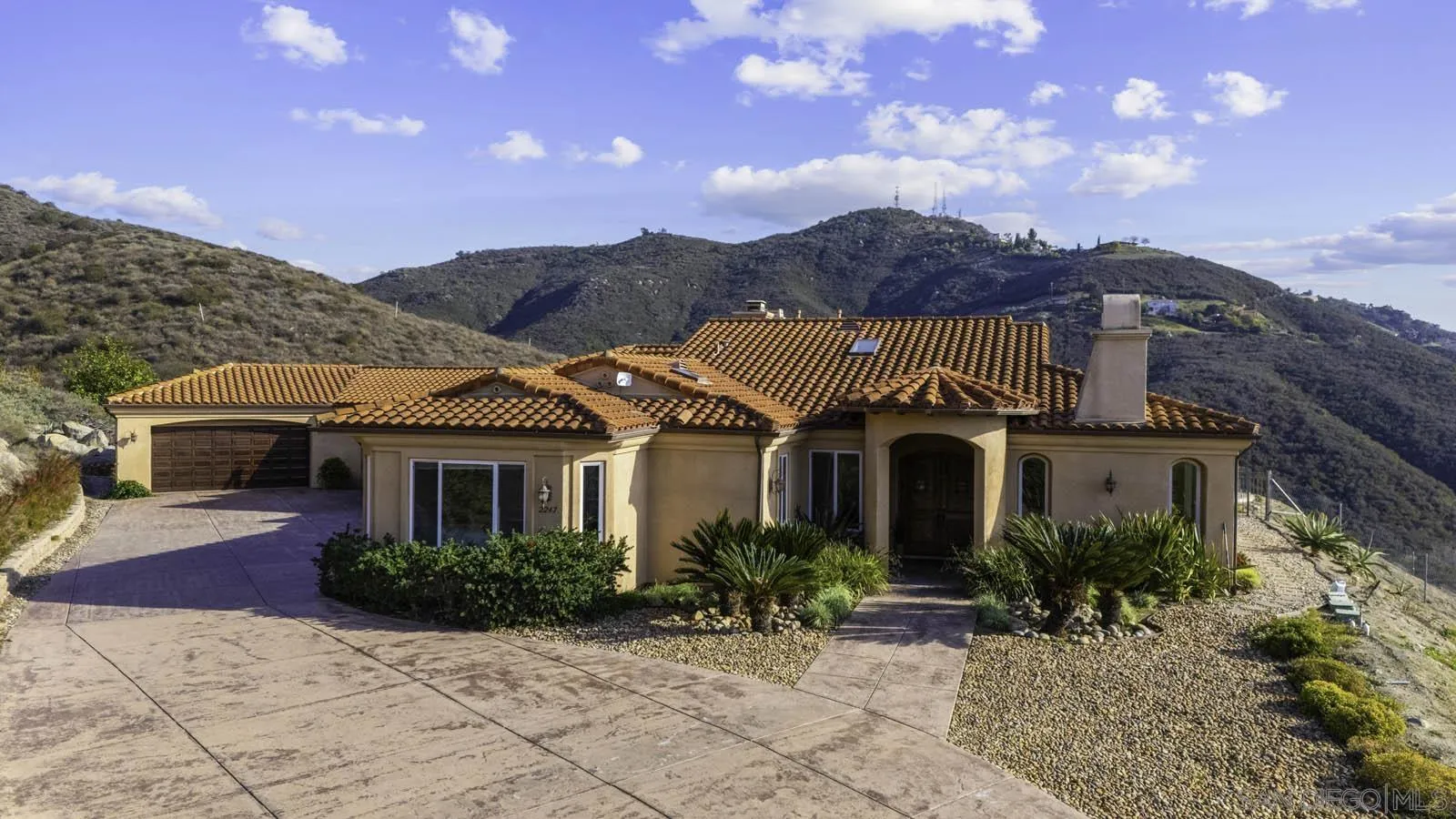 https://cdn.realtyfeed.com/cdn/127/250031109/2ceb5860de753f604b2c0a821b1d4282.webp