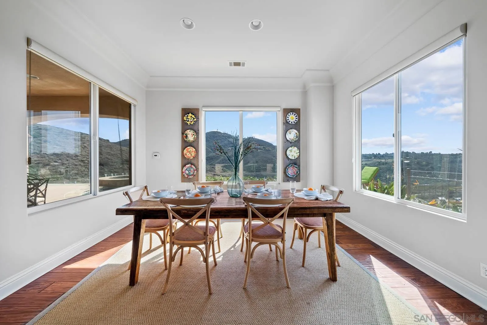 https://cdn.realtyfeed.com/cdn/127/250031109/65808e70b4865de367d43448f539a407.webp