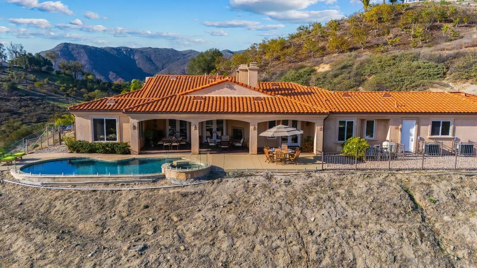 https://cdn.realtyfeed.com/cdn/127/250031109/932764f13512c9b37ea3f8f0a2dafbcf.webp