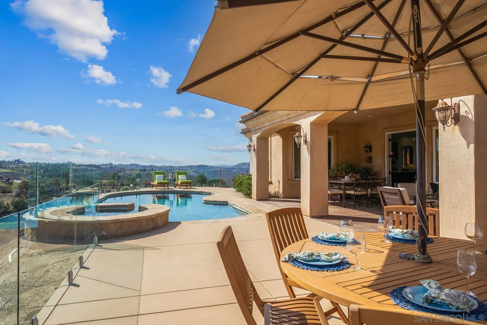 https://cdn.realtyfeed.com/cdn/127/250031109/c38c29602ca7ead07cf17ad43fdf91b5.webp
