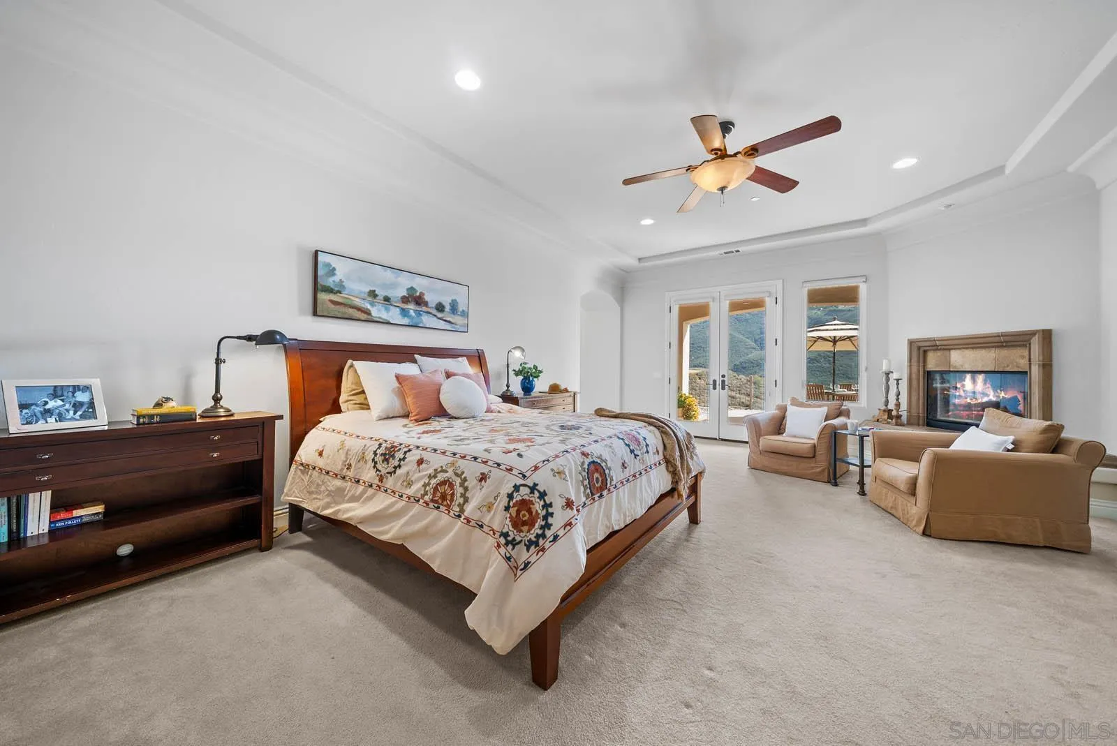 https://cdn.realtyfeed.com/cdn/127/250031109/fd35ff520ae0e2a671530f45cade2ae1.webp