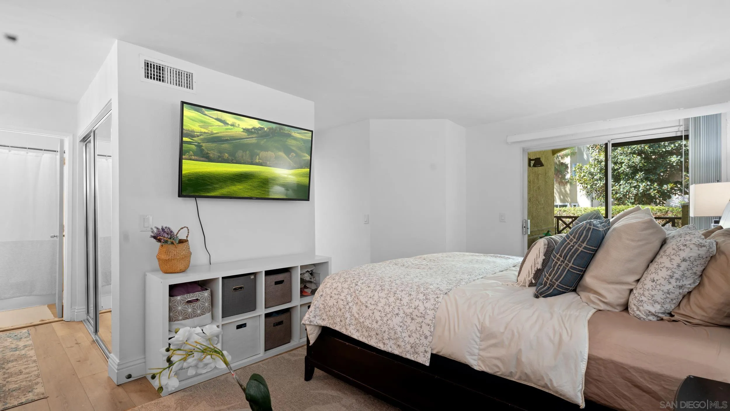 Photo #13: 250031110 Listing: Photo #13