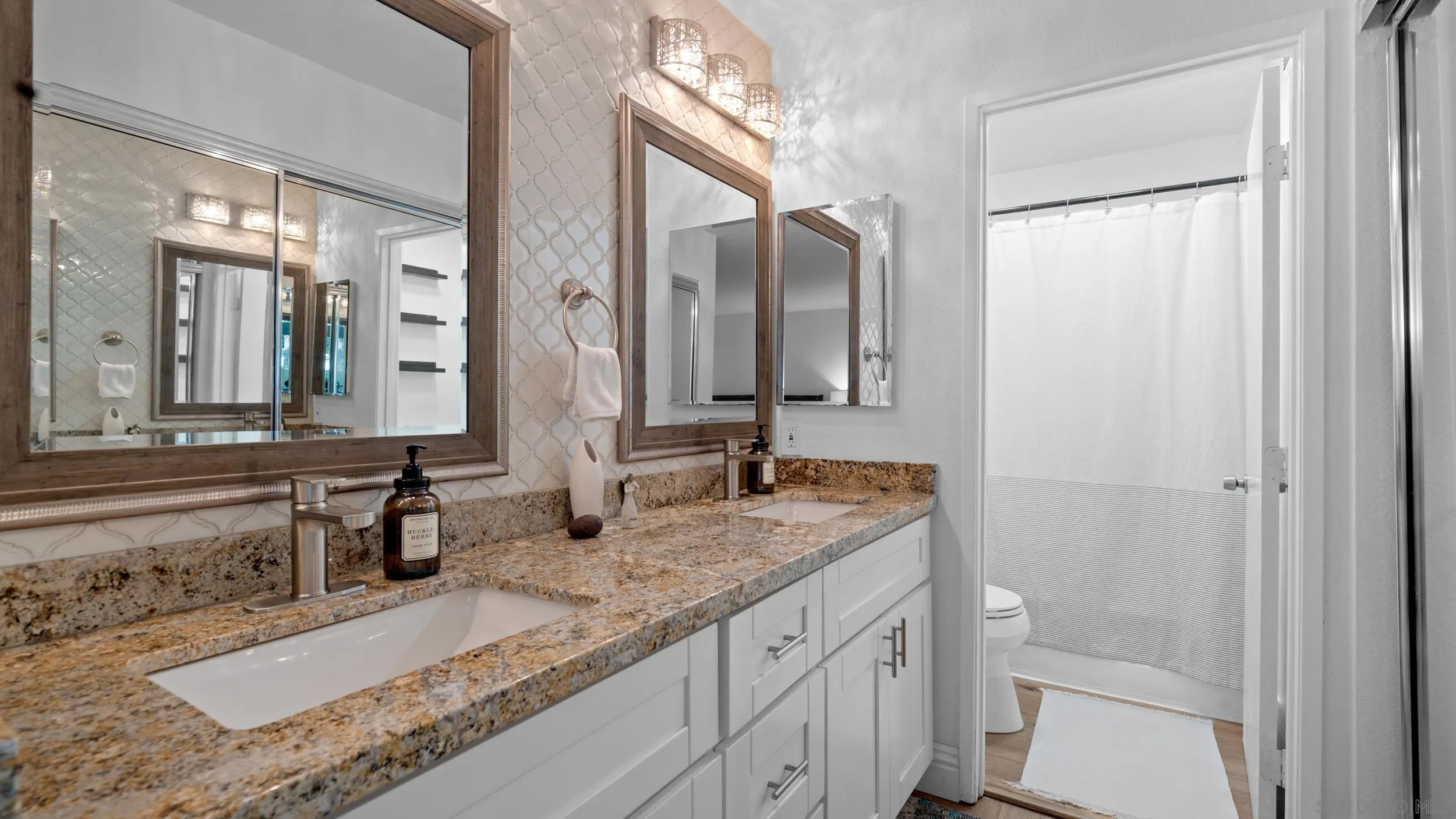 Photo #18: 250031110 Listing: Photo #18