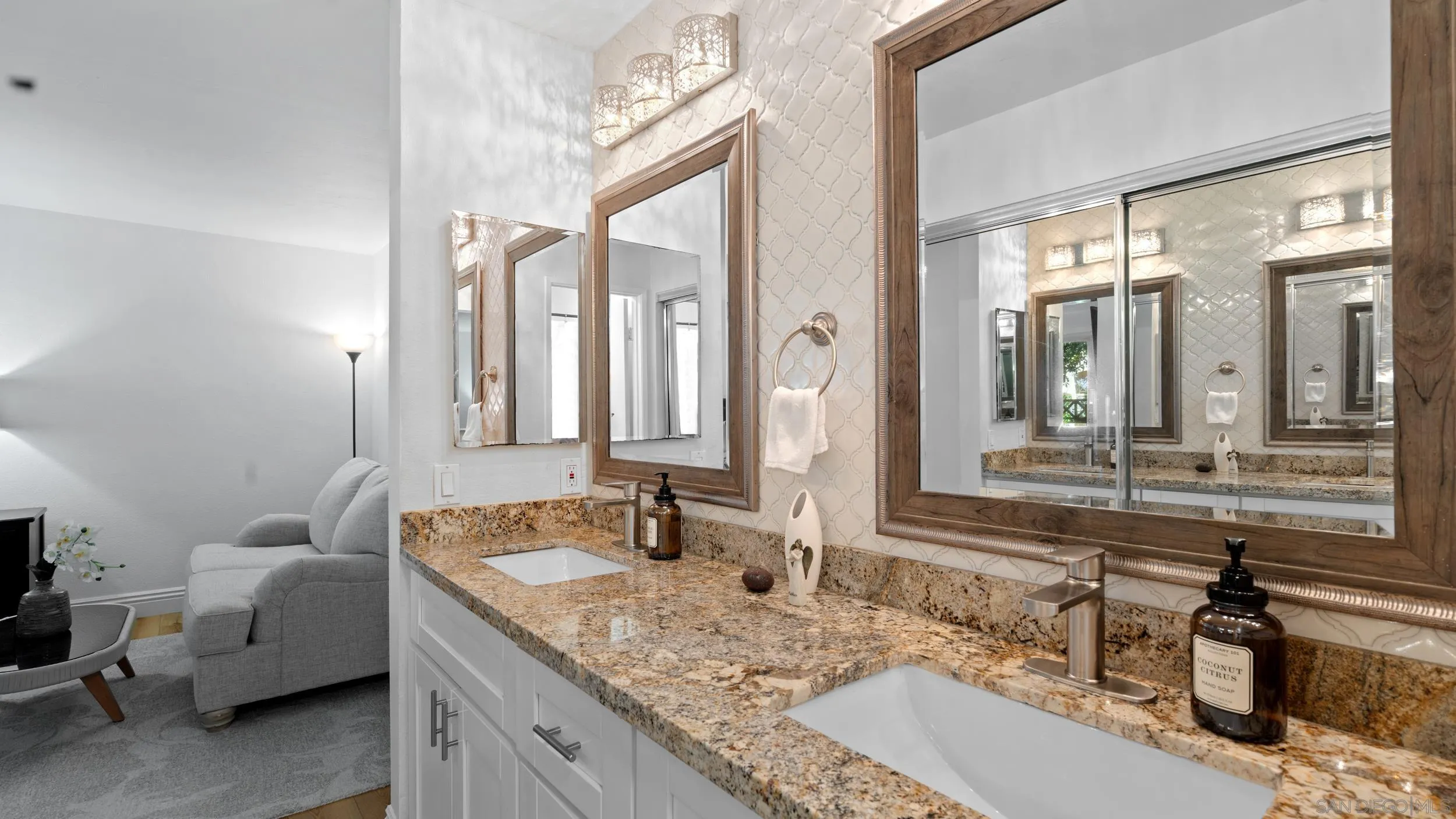 Photo #17: 250031110 Listing: Photo #17