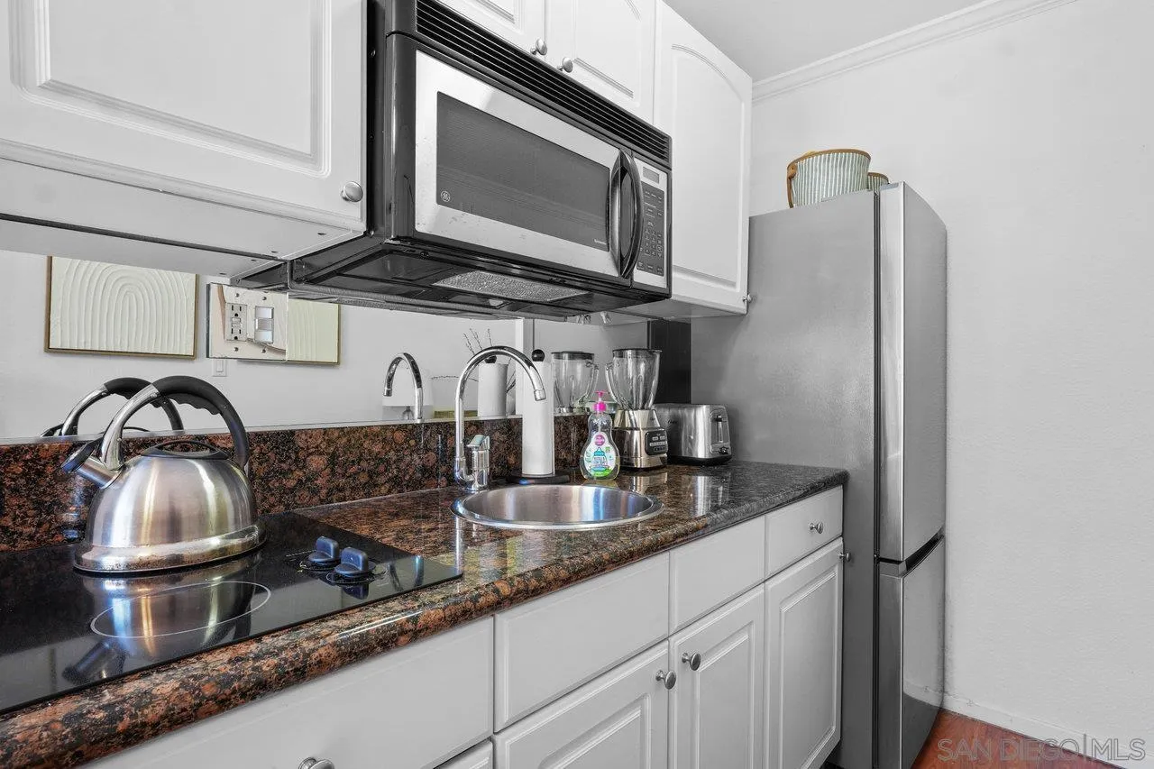 Photo #5: 250031135 Listing: Photo #5